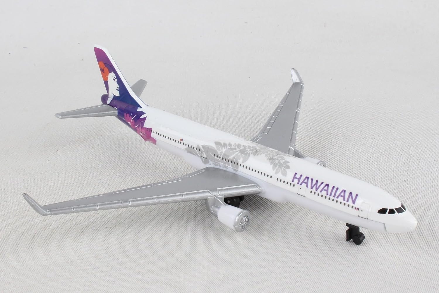 Daron Southwest Airlines Die-Cast Model Airplane Toy
