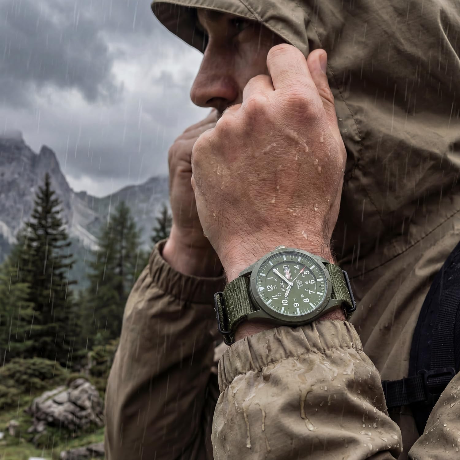 Infantry Mens Military Field Watch, Vietnam Style, 12/24H, Green Nylon Band