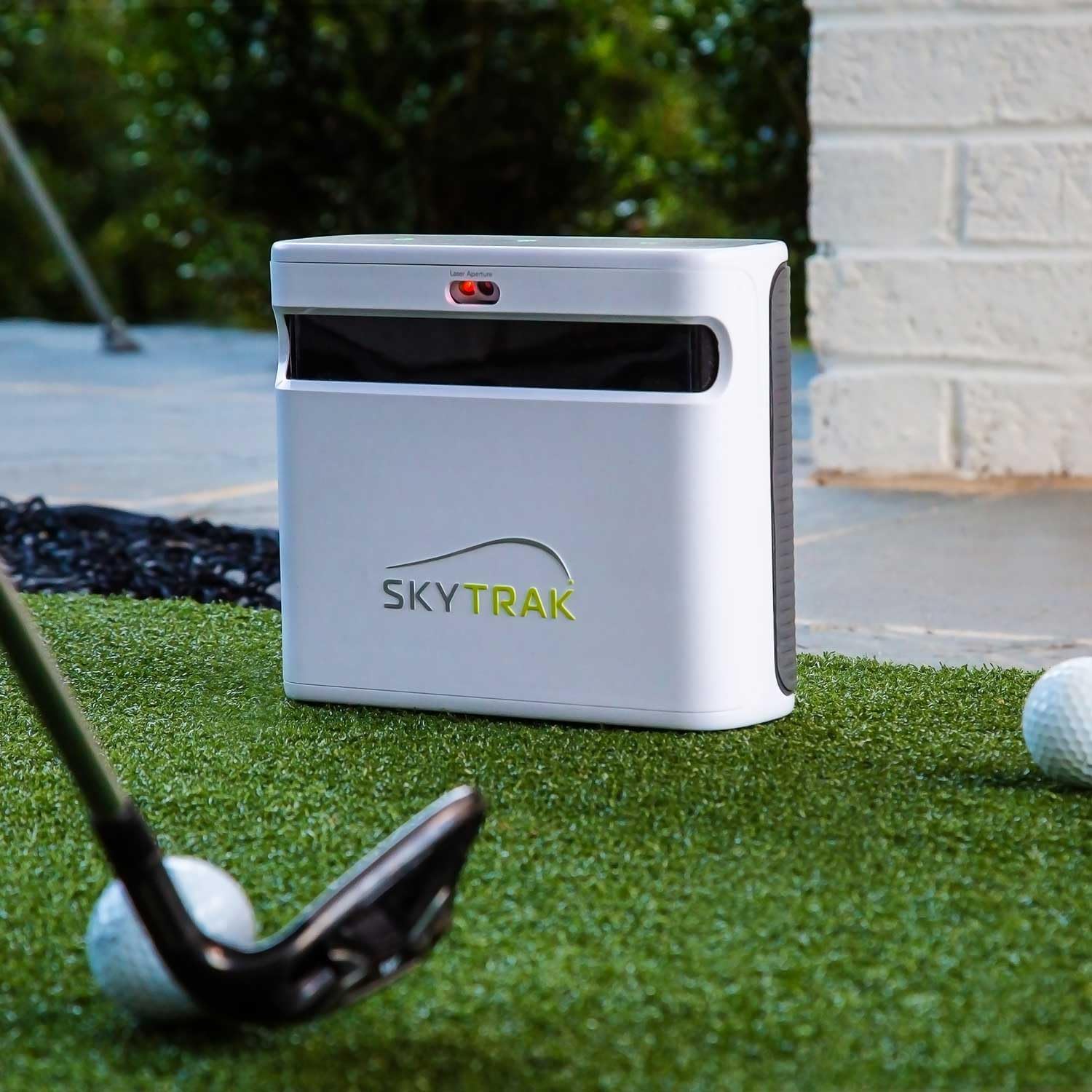 SkyTrak+ Golf Launch Monitor & Simulator with Free Foresight Course Play | Indoor/Outdoor Use, Dual Doppler Radar & Photometric Camera | Shot & Club Data, Real-Time Feedback, Simulation Ready