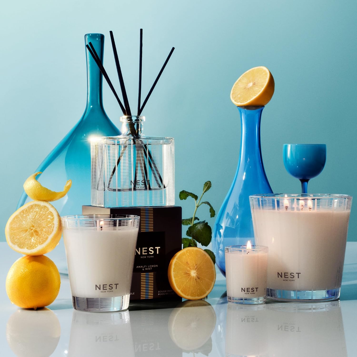NEST New York Scented Classic Candle, Grapefruit - 8.1 oz - Up to 60-Hour Burn Time - Reusable Glass Vessel