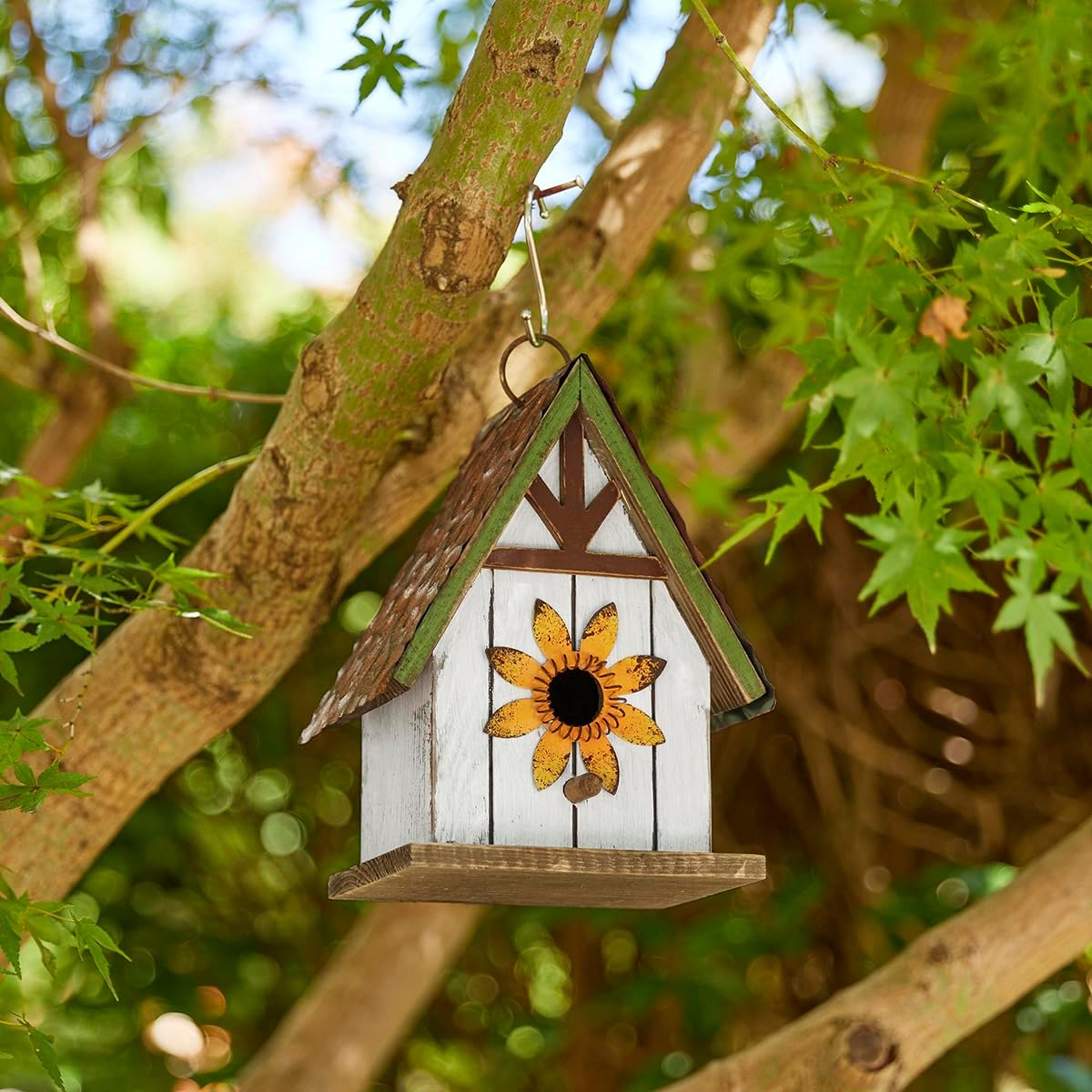 Glitzhome Bird Houses for Outside,10" H Rustic Wooden Bird House Garden Distressed Decorative Birdhouse for Outdoors, Hanging Birdhouse for Bluebird Hummingbird Wren Finch Cardinals Cedar