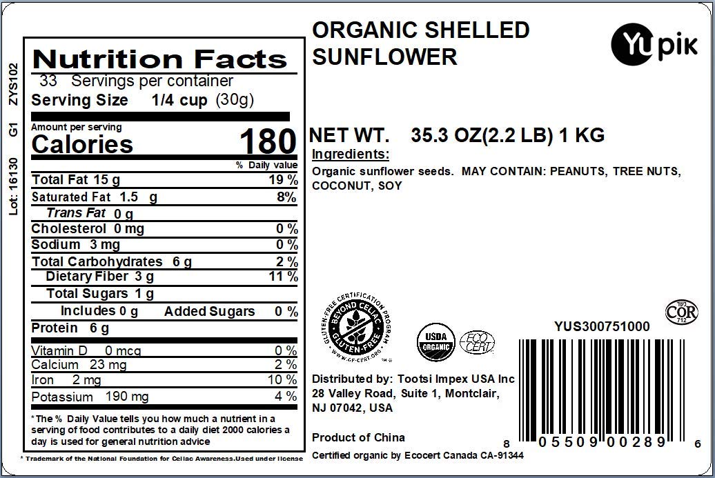 Yupik Organic Sunflower Seeds, No Shell, 2.2 lb (35.2 oz), Non-GMO, Vegan, Gluten-Free, Kosher, Raw Seeds, Salt-Free, Oil-Free, Source of Fiber & Iron, Healthy Snack, Ideal for Baking & Topping