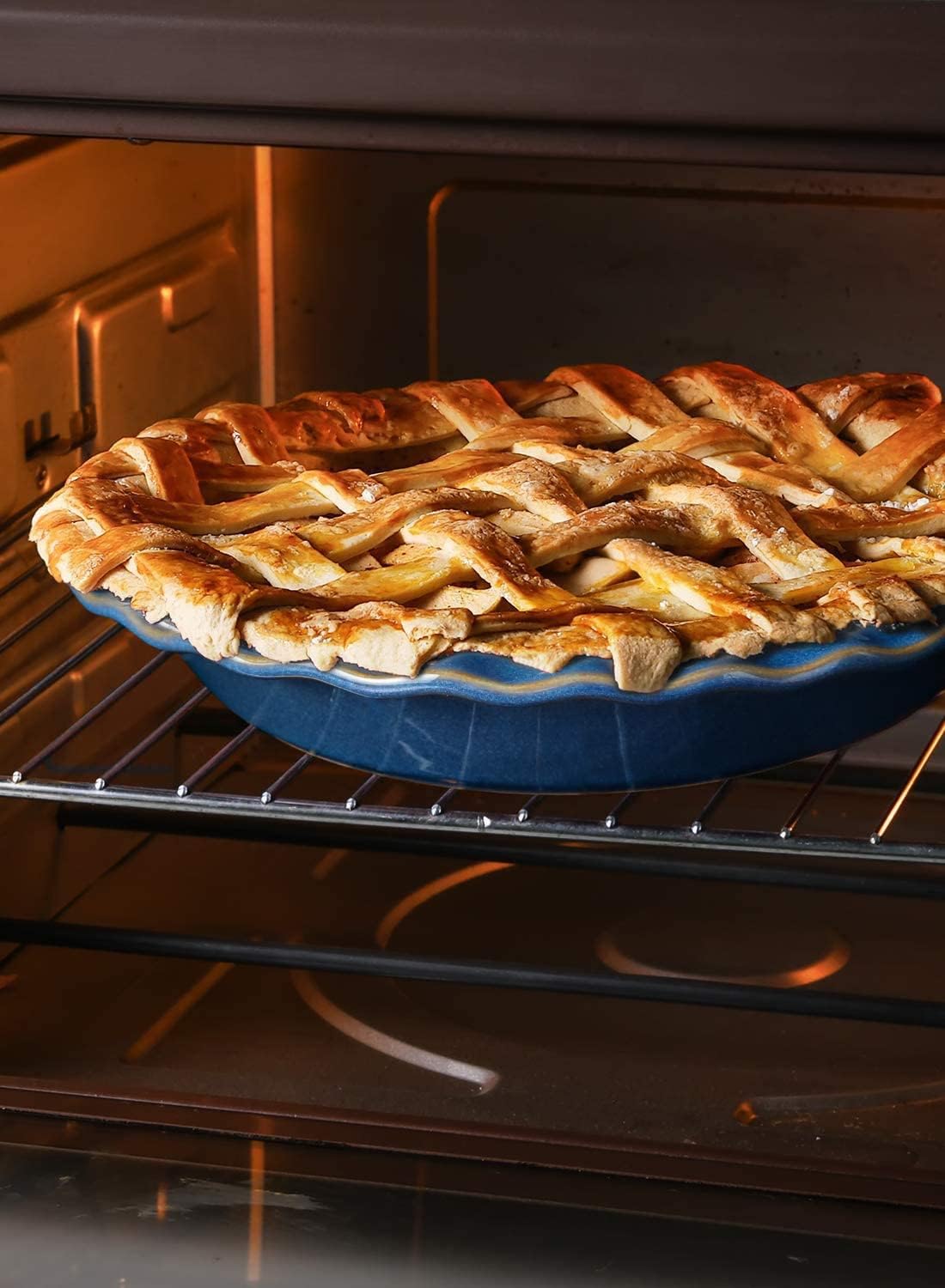 LE TAUCI Ceramic Pie Pans Plate for Baking, 9 inch Deep Dish Baking Dish, 52 ounce Bakeware for Apple Pecan Pie, Set of 2, White