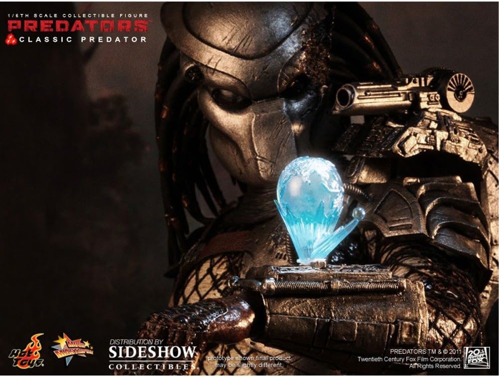 Hot Toys Predators Movie Masterpiece Classic Predator Collectible Figure