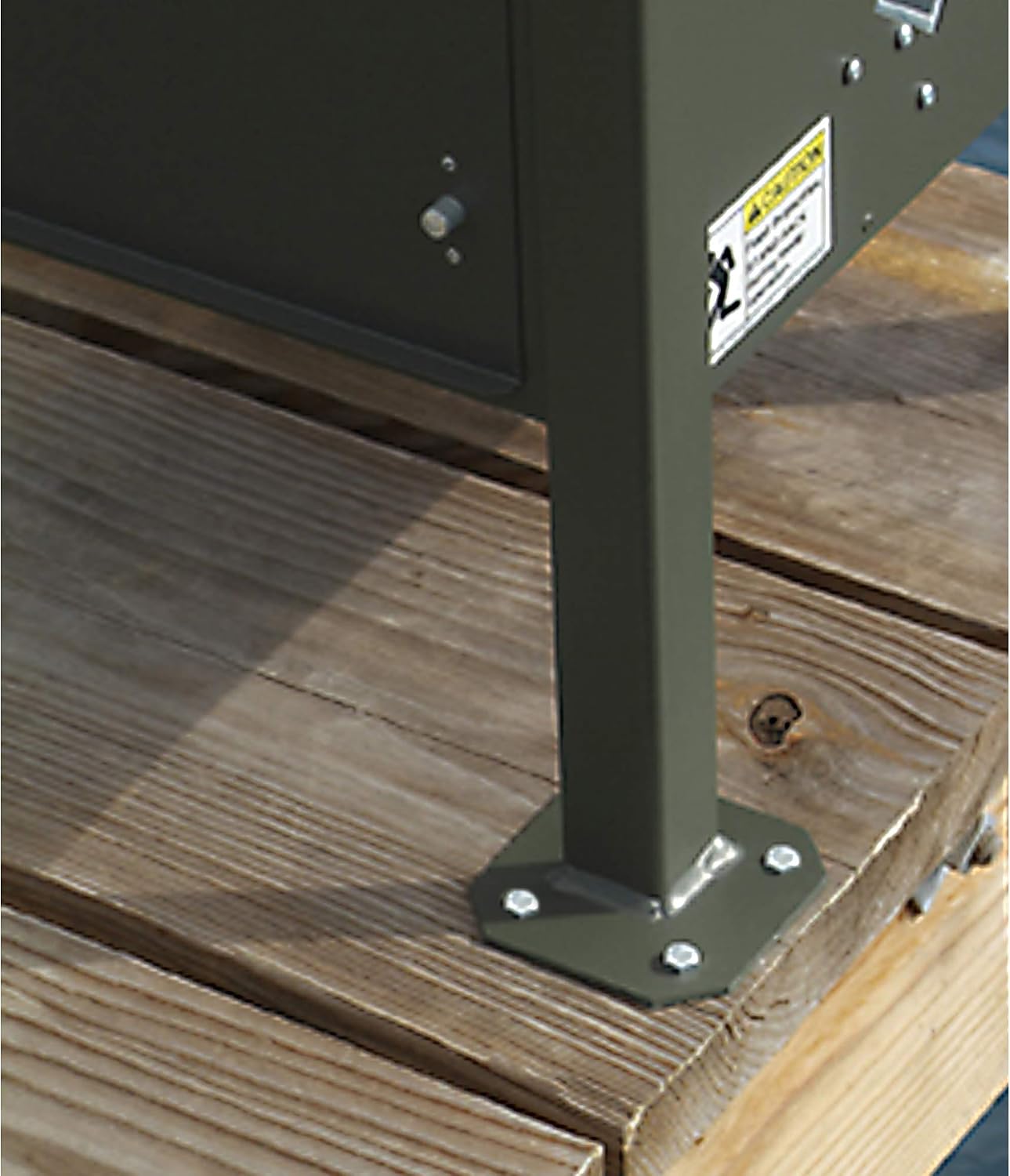 Texas Hunter Directional Fish Feeder w/Straight Legs - 175 lb. Fish Feed Capacity - Model DF300DL