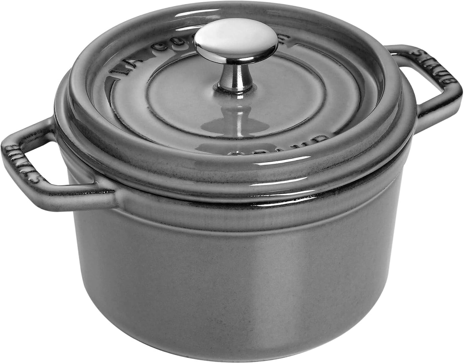 Staub Cast Iron 5.5-qt Round Cocotte - Grenadine, Made in France