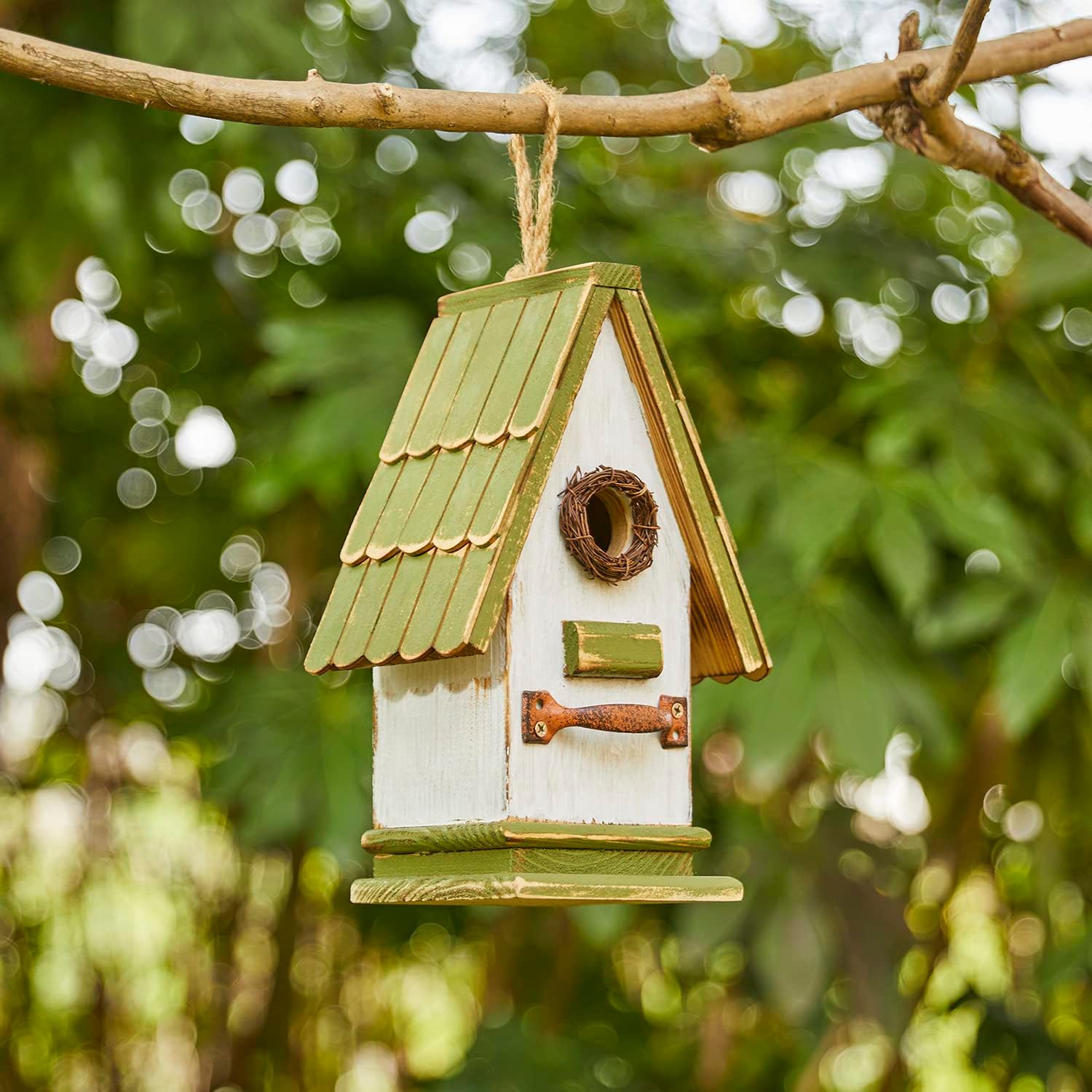 Glitzhome Bird Houses for Outside,10" H Rustic Wooden Bird House Garden Distressed Decorative Birdhouse for Outdoors, Hanging Birdhouse for Bluebird Hummingbird Wren Finch Cardinals Cedar