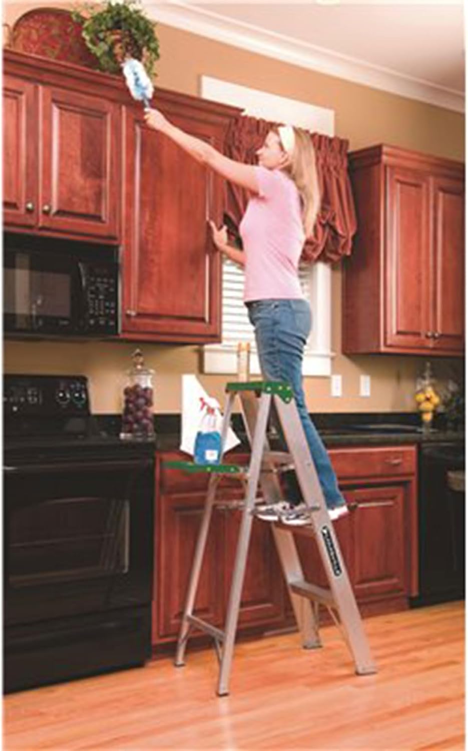Louisville Ladder AS4006 6-Foot Aluminum Step Ladder, 225-Pound Capacity, Green, 6 Feet