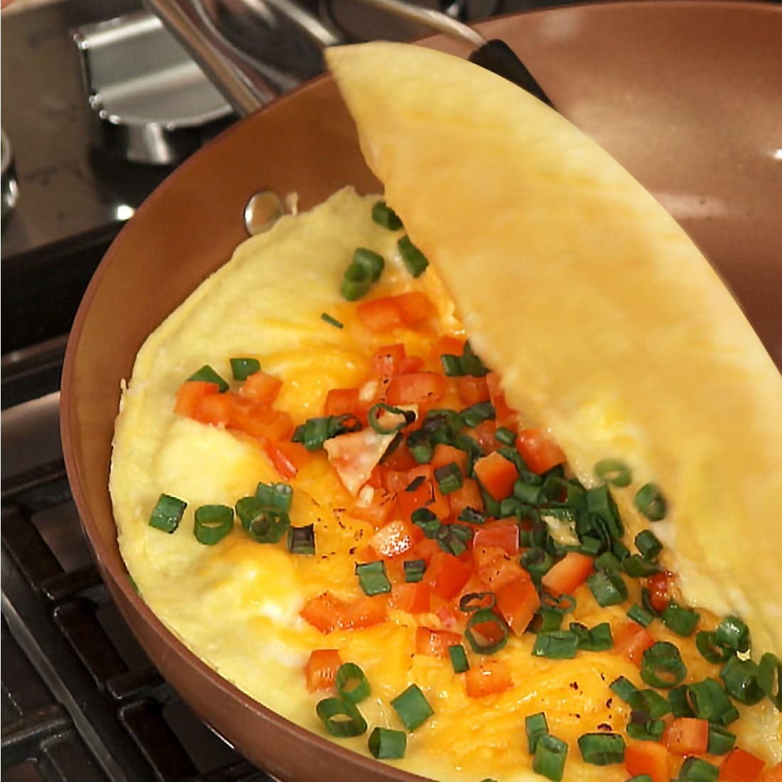 Copper Chef 10 Inch Round Frying Pan With Lid - Skillet with Ceramic Non Stick Coating. Perfect Cookware For Saute And Grill
