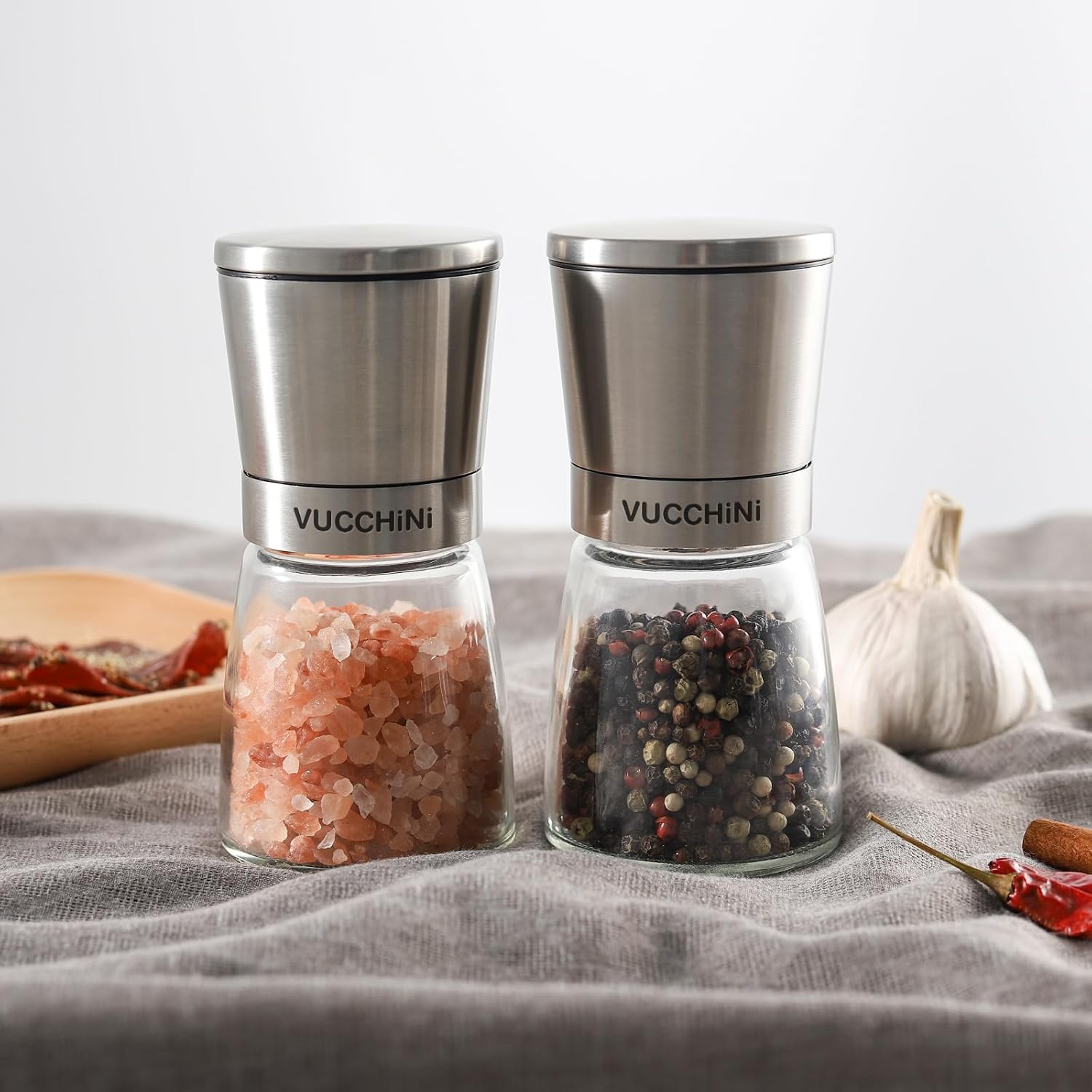 Vucchini Stainless Steel Salt and Pepper Grinder Set Manual