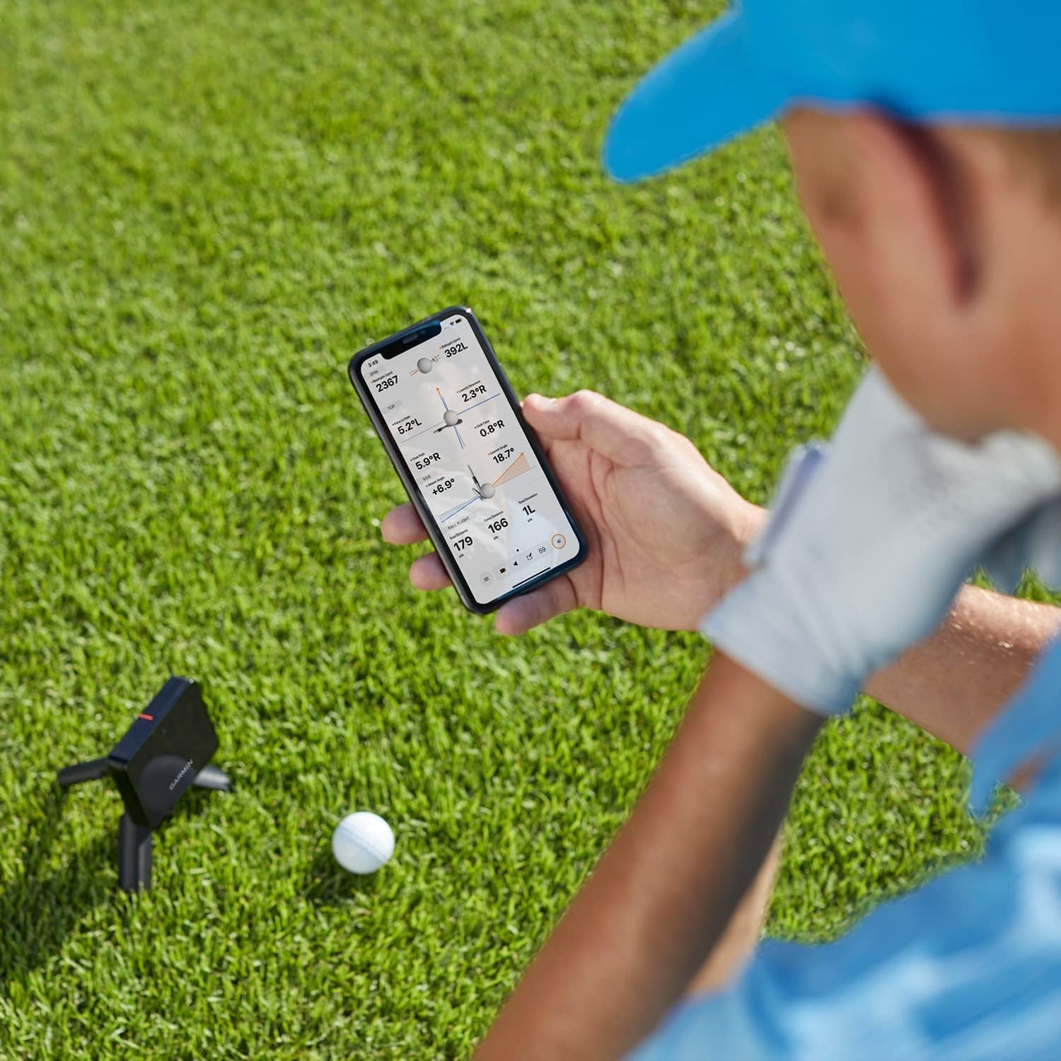 Garmin Approach R10 Portable Golf Launch Monitor & Simulator Gift Box | Great for Home, Outdoor & Indoor