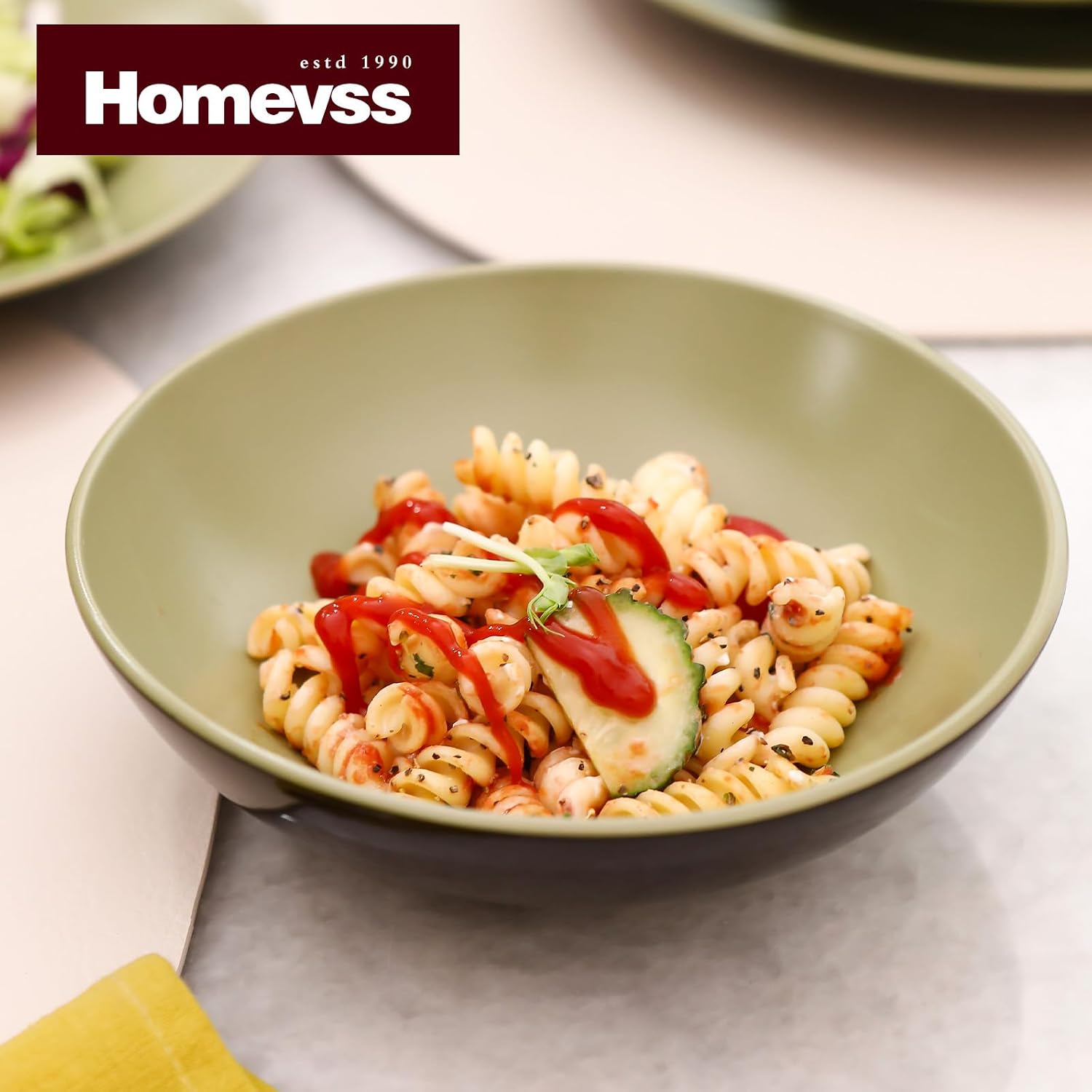 Stoneware Two-Tone Colors Life 16pc Dinner Set，Outside Shiny Black + Inside Matte Glaze Olive