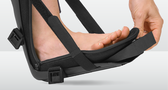 Dorsal wedge helps to bend toes for better plantar fasciitis stretch