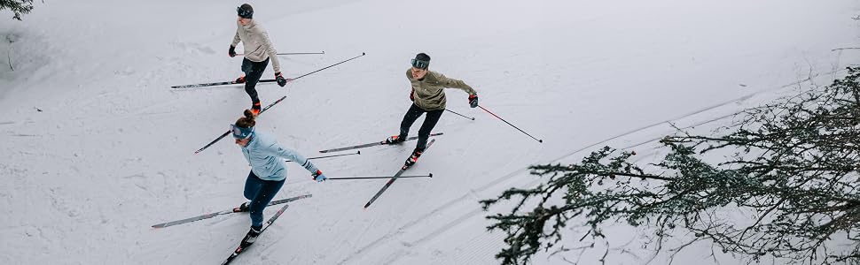 3 people cross-country skiing