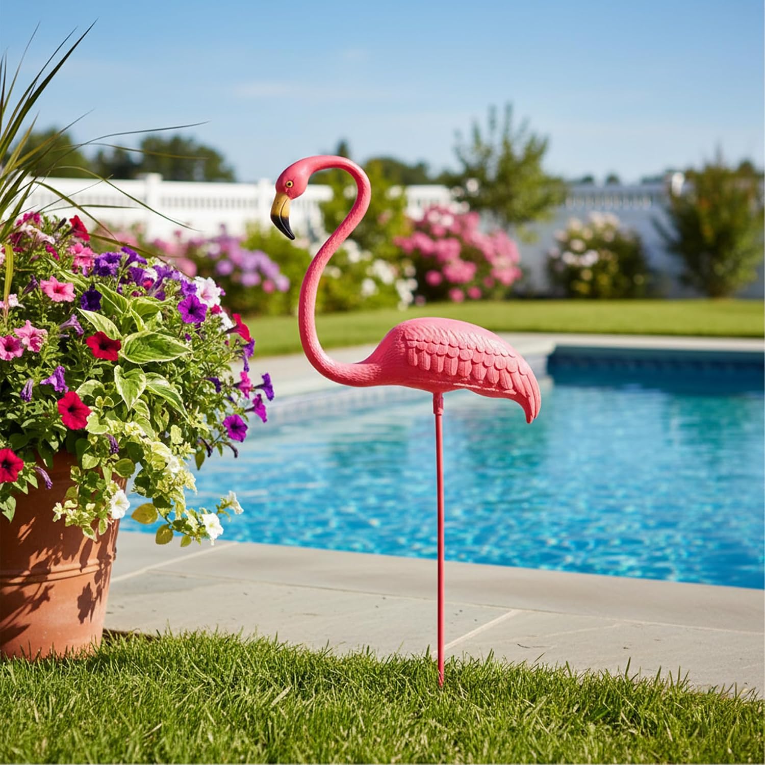 Union Cado Original Featherstone Realmingo Standing in Display Box Outdoor Lawn and Garden Statues