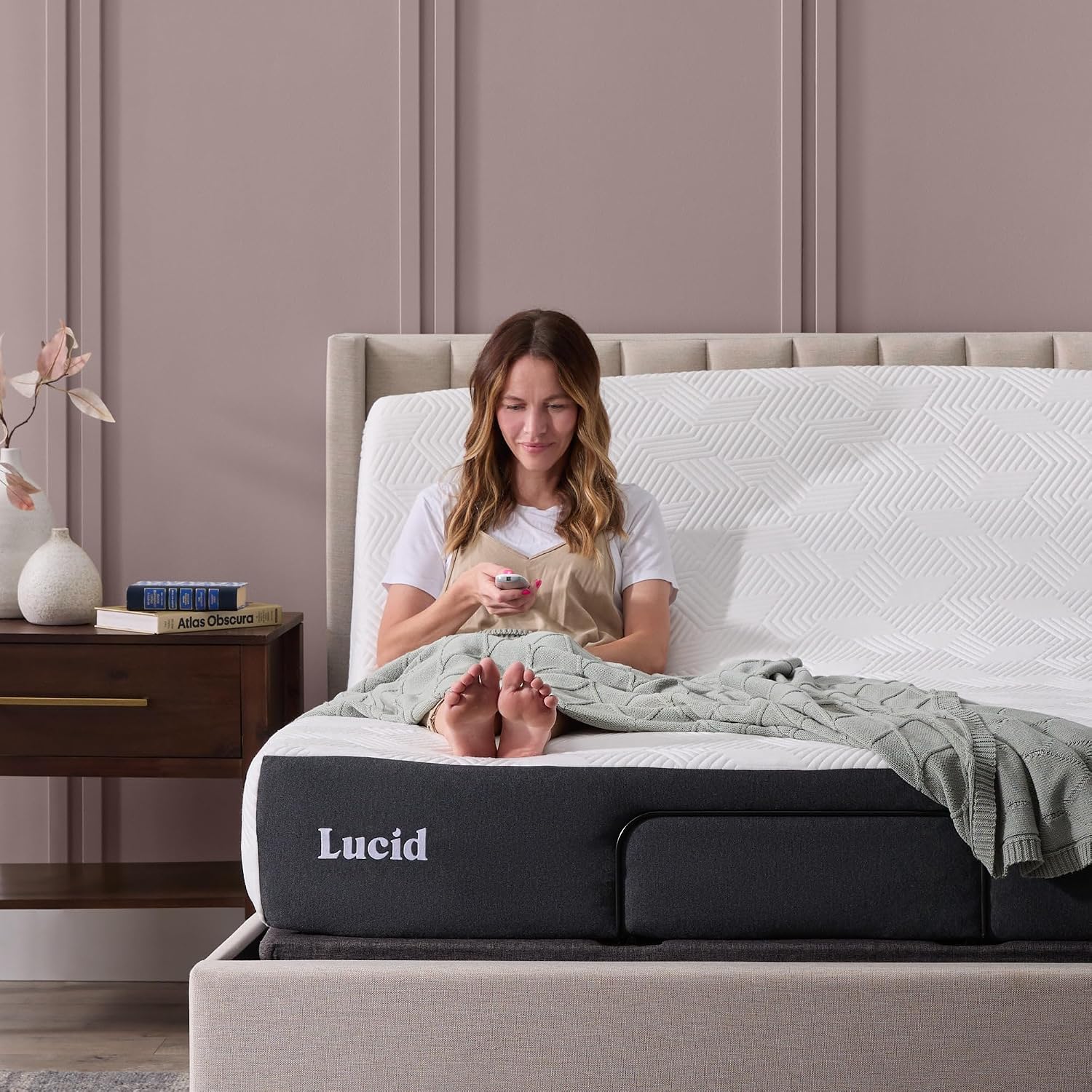 Lucid® L300 Adjustable Bed Frame – USB – Memory Position – Remote, Twin XL