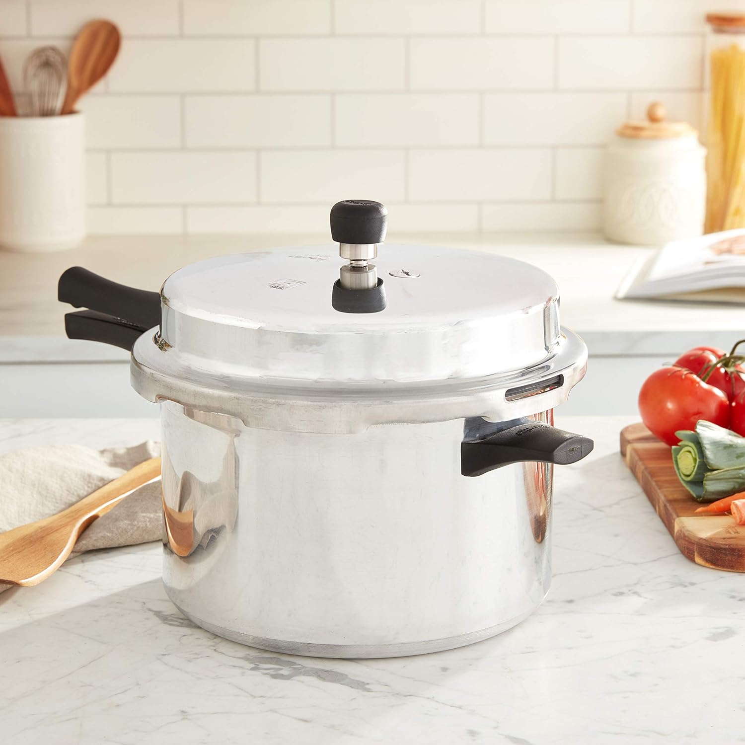 Prestige Popular Aluminum Pressure Cooker, 5 L, Silver