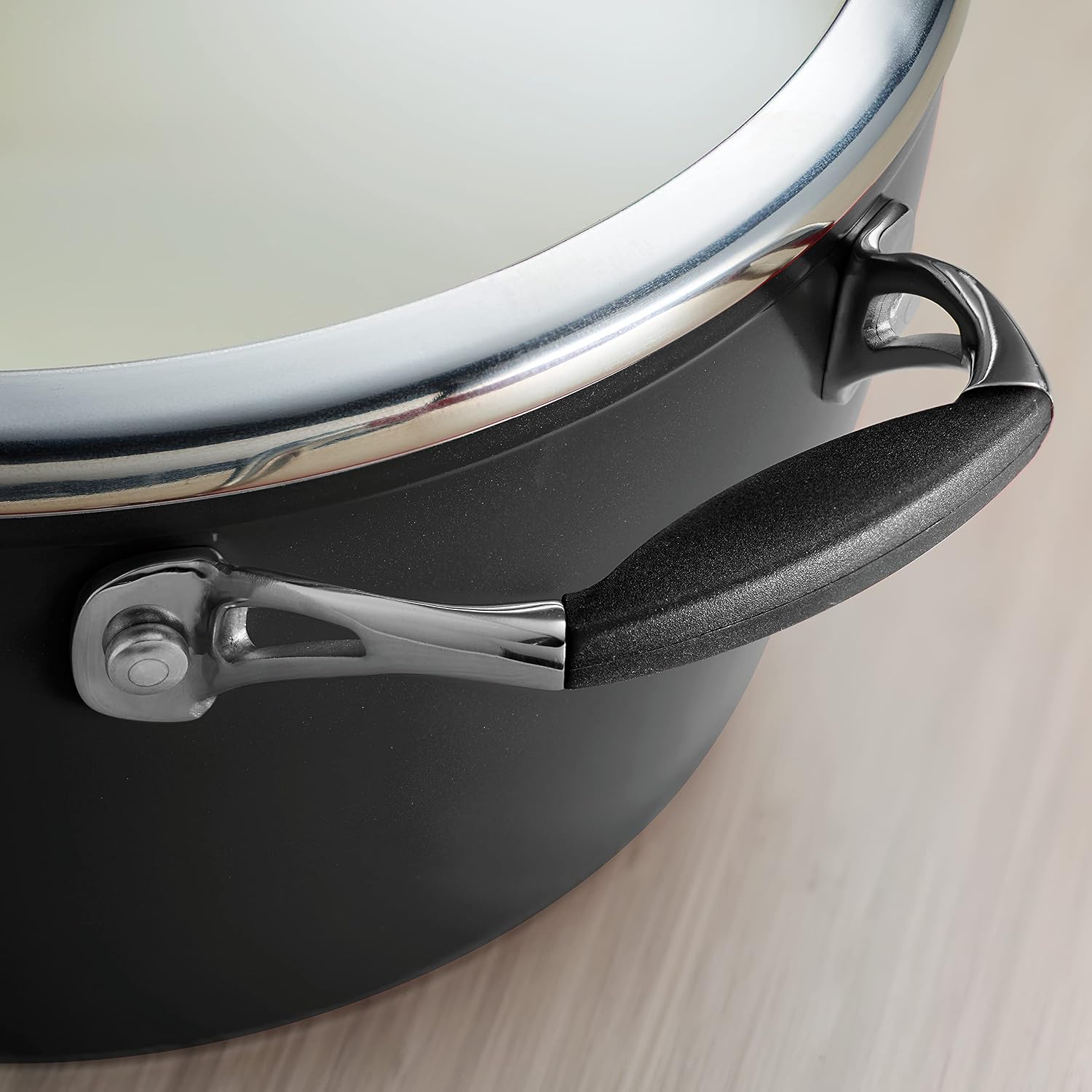Tramontina Ceramica Deluxe 1.5-Quart Sauce Pan with Glass Lid | Ceramic Non Stick Small Saucepan, Oven-Safe, Metallic Black