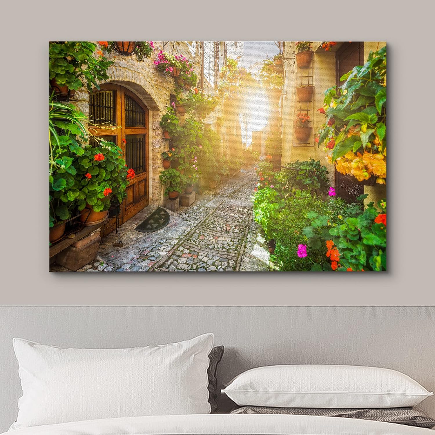 wall26 Canvas Print Wall Art Gran Canal with Basilica Santa Maria in Venice, Italy Nature Wilderness Photography Modern Art Scenic Colorful Multicolor for Living Room, Bedroom, Office - 12"x18"