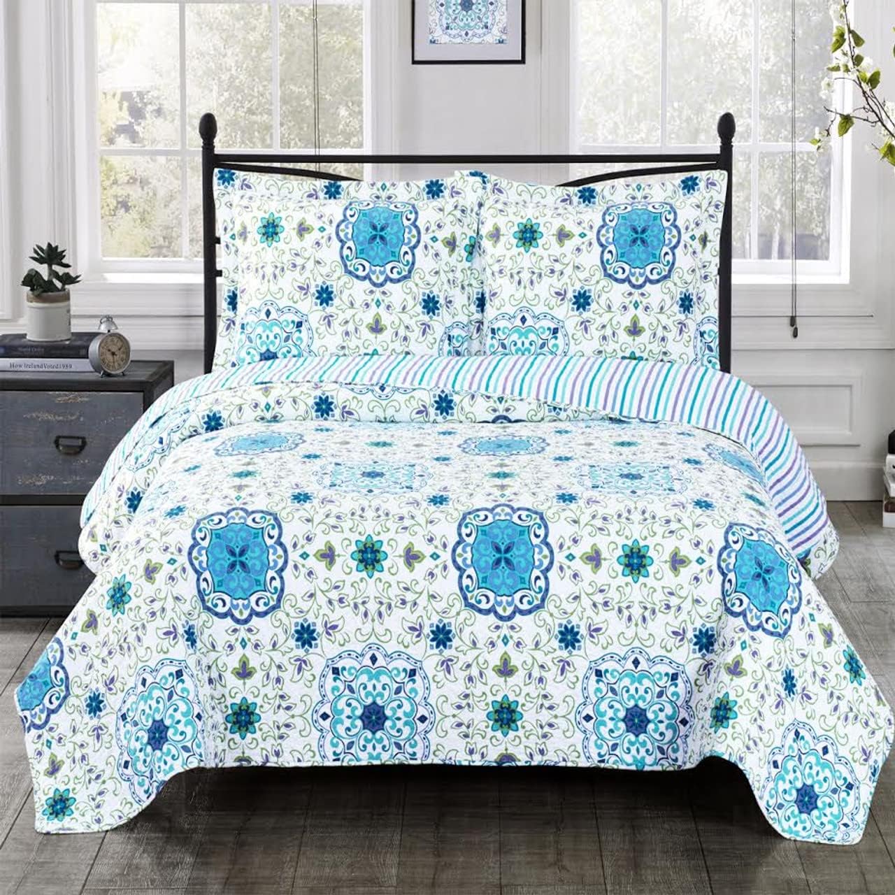 Royal Hotel Ayat Birds Oversized Coverlet Set Queen Size – Luxury Queen Quilt Bedspread, All Season Soft Filled Quilts
