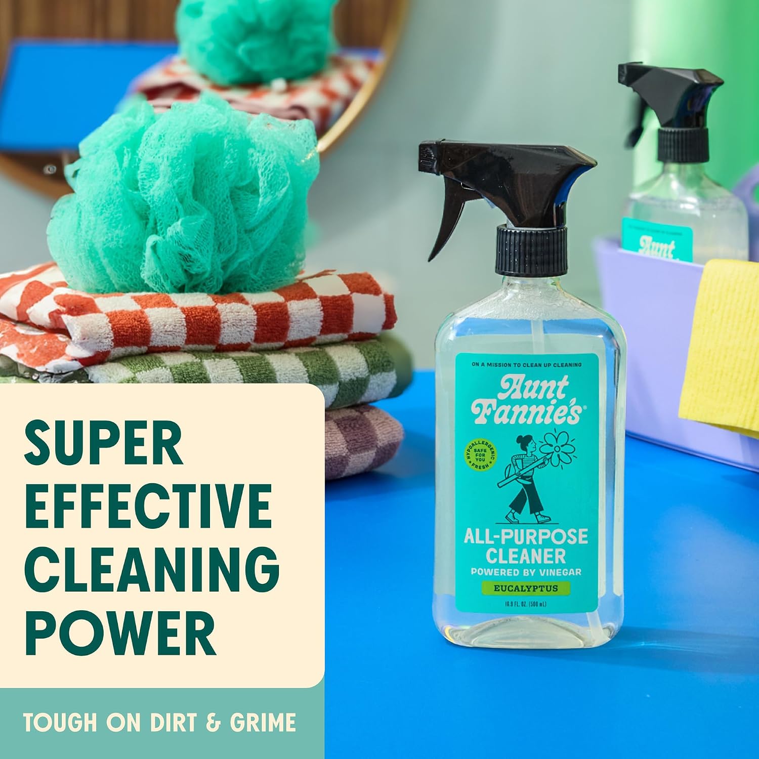Aunt Fannie's All Purpose Vinegar Cleaner Spray, Lavender, Pack of 1 | Cuts Grease & Grime, No Harsh Residue, Safe for Kitchens Bathrooms Windows Counters & Sealed Areas, Kid and Pet Safe