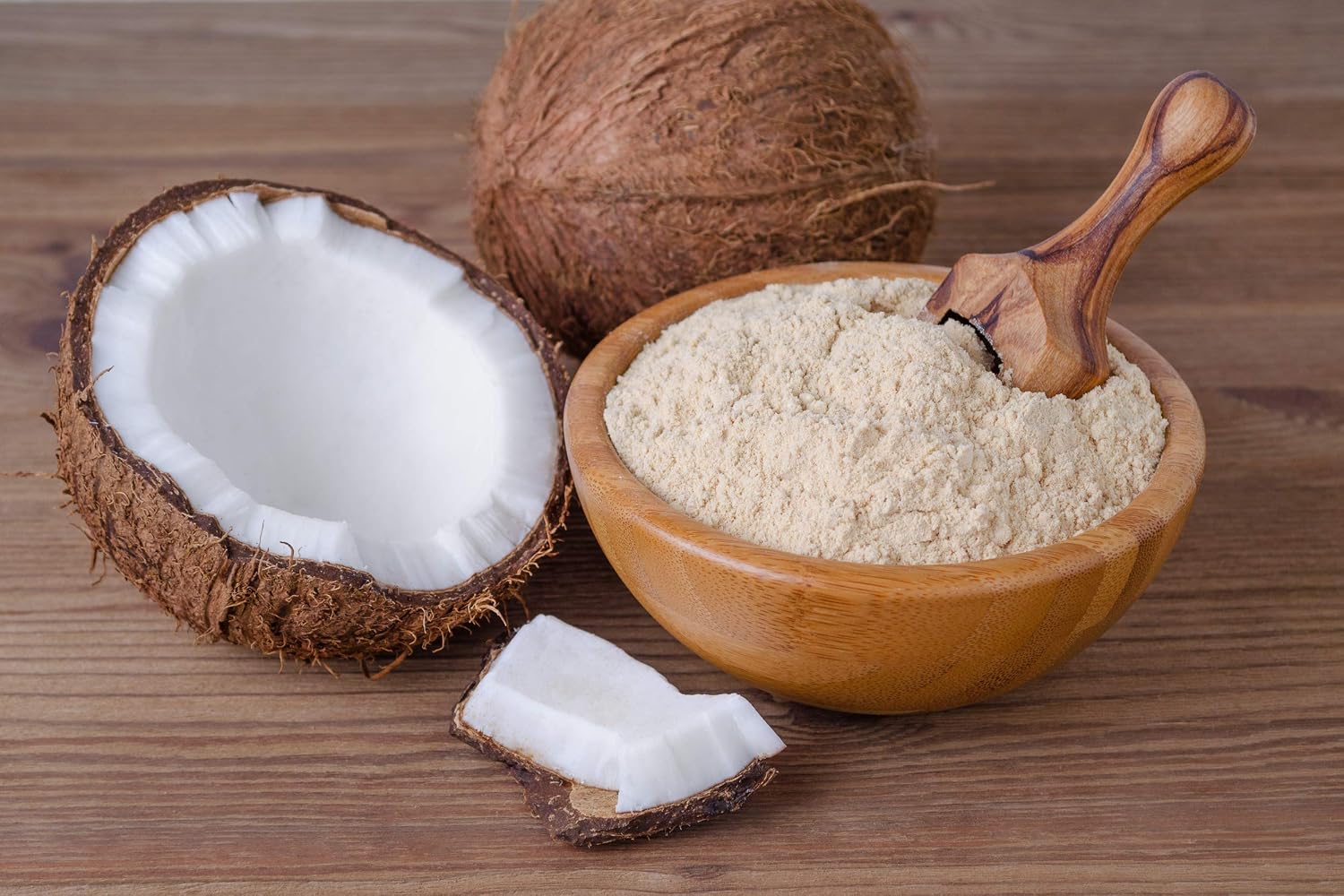 Yupik Organic Coconut Flour 2.2 lb (35.2 oz), USDA Certified, Gluten-Free, GMO-Free, Raw, Vegan, Low-Calorie, Finely Milled, Wheat Alternative & Grain Meal, Ideal for Baking & Cooking