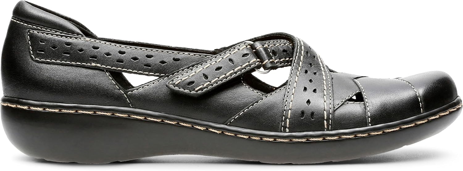 Clarks Women's Ashland Spin Q