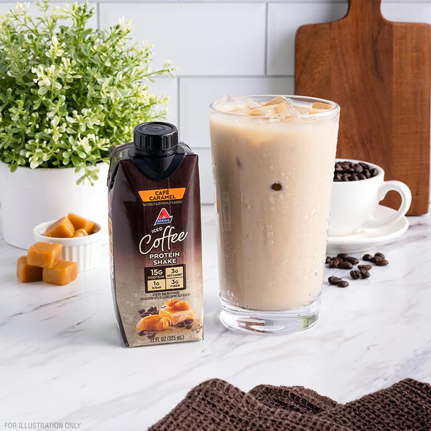 Atkins Café au Lait Iced Coffee Flavored High Protein Shake, Low Sugar and Low Carb, Keto Friendly, Ready to Drink Protein Drink, Gluten Free