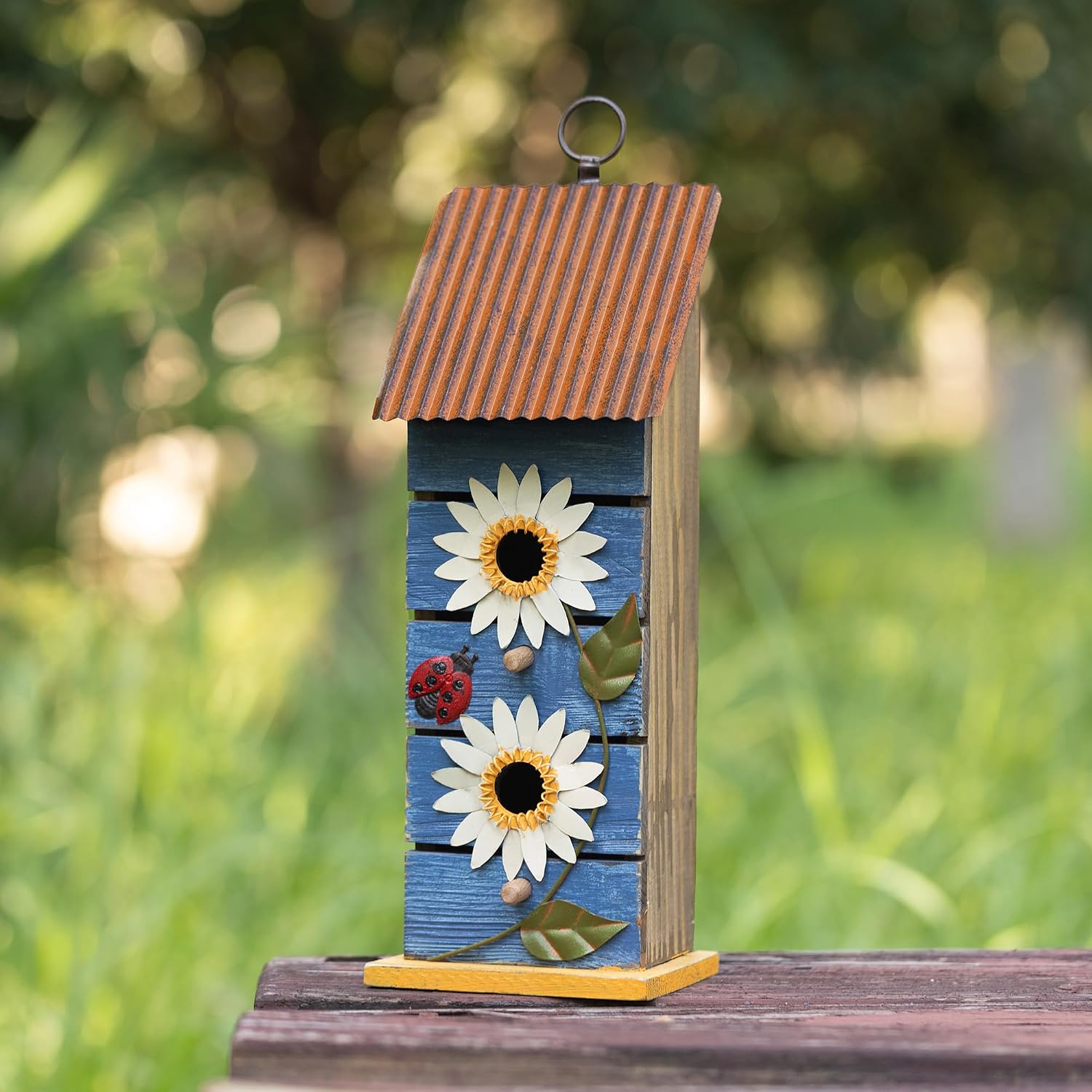 Glitzhome Bird Houses for Outside,10" H Rustic Wooden Bird House Garden Distressed Decorative Birdhouse for Outdoors, Hanging Birdhouse for Bluebird Hummingbird Wren Finch Cardinals Cedar