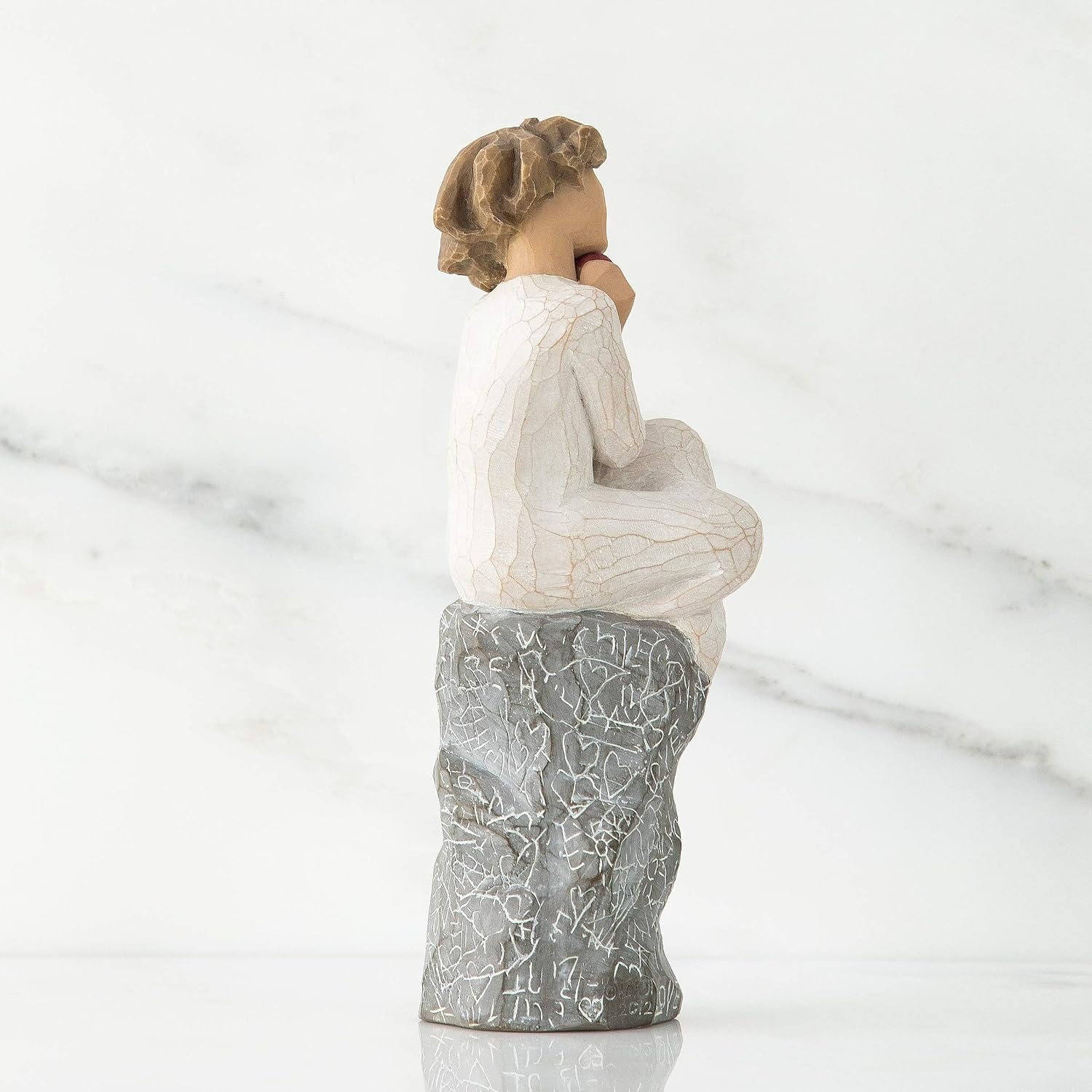 Willow Tree Happiness, Sculpted Hand-Painted Figure | Cast from a Susan Lordi Original Carving, Meaningful Keepsake Gift for Loved Ones, Display on Shelf, Table or Mantel