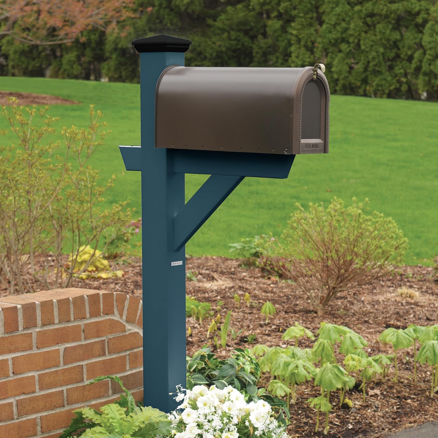 Highwood AD-MLBX1-CGE Hazelton Mailbox Post, Coastal Teak