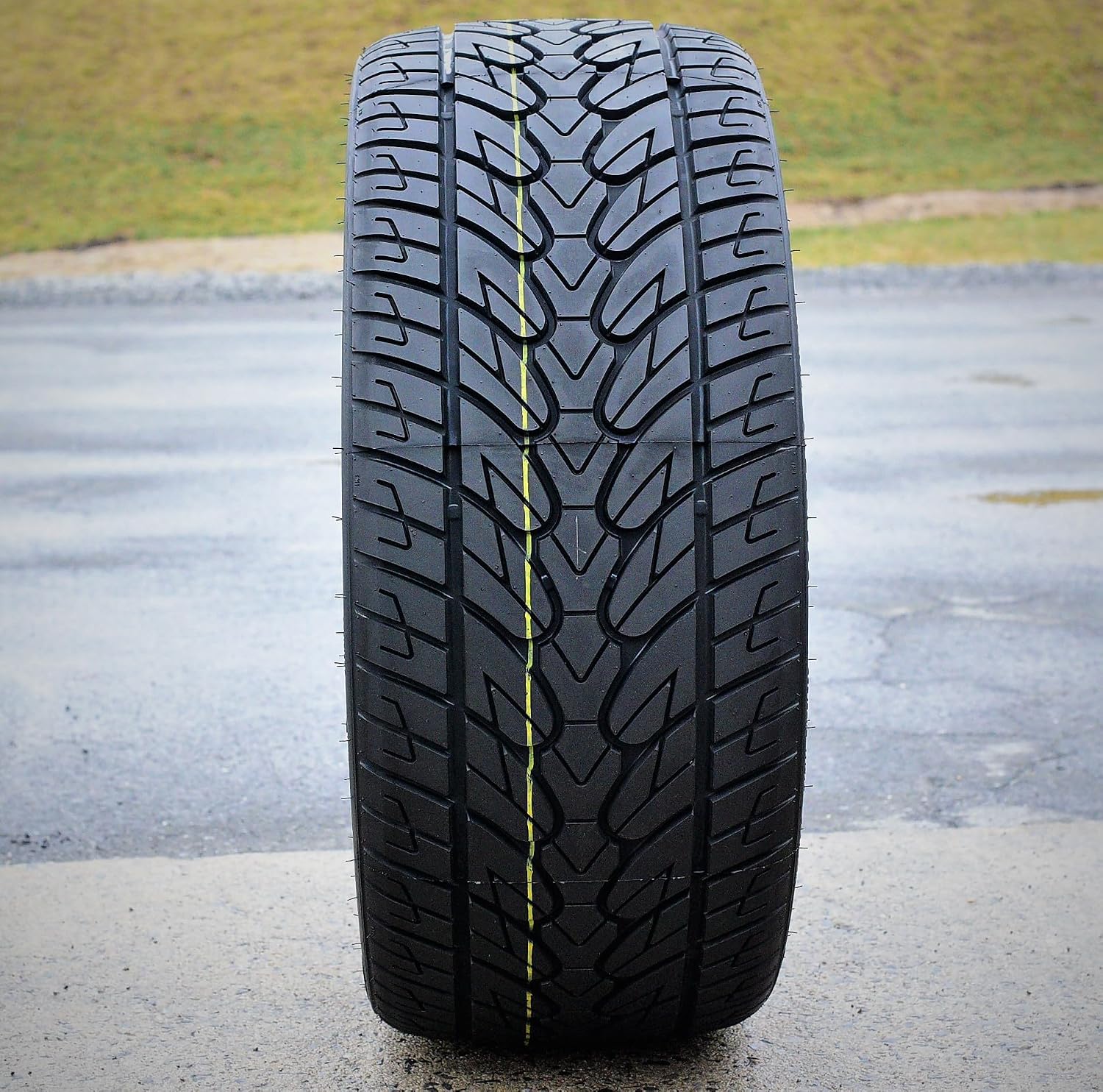Fullway HS266 275/55R20 117H All Season XL Performance 20 inch Tire