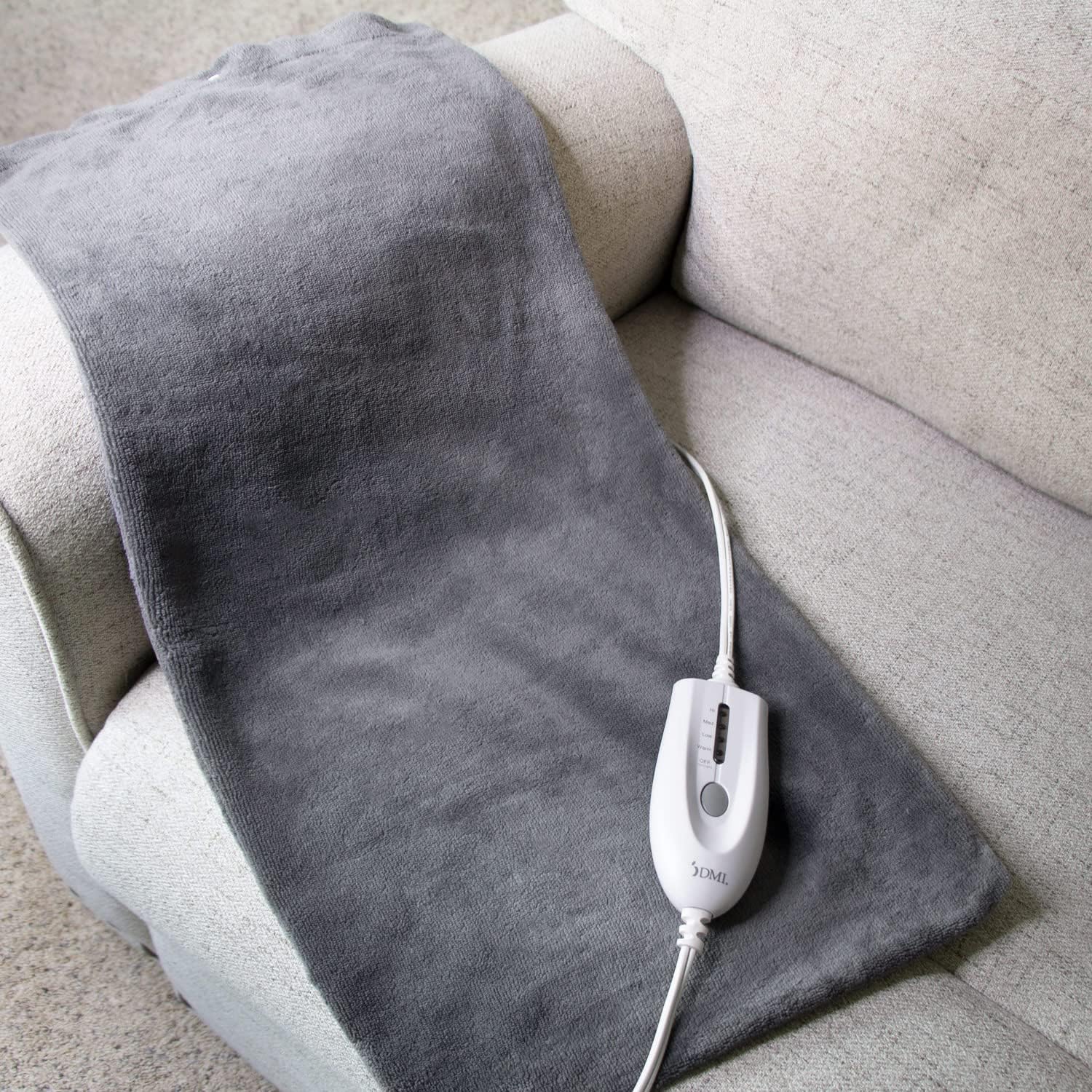 DMI Heating Pad for Pain Relief with 4 Heat Options & Moist Heat for Back Pain Relief,FSA and HSA Eligible,Neck and Shoulders,Muscle Aches,Arthritis,Period Cramps,9ft Cord,14.5 x 12 ',Medium