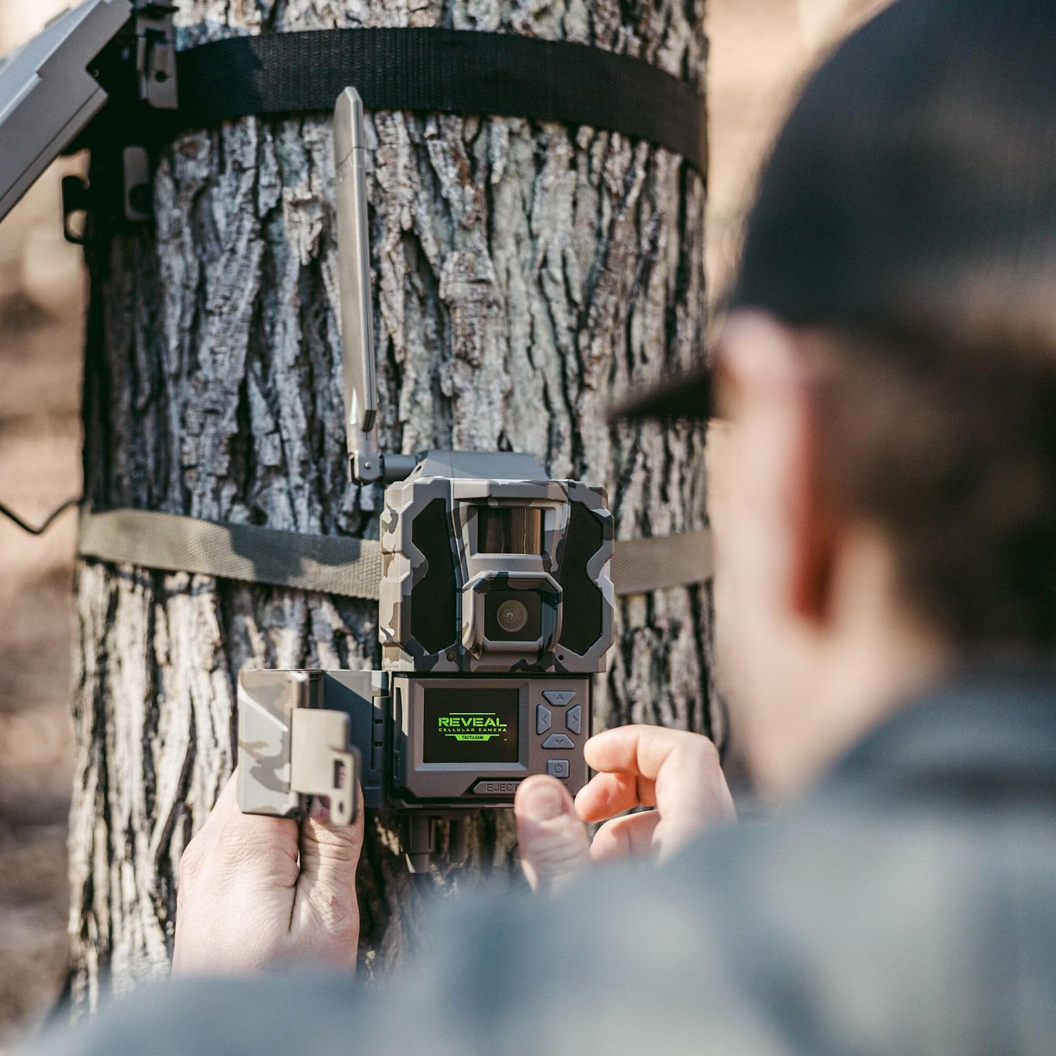 TACTACAM Reveal Ultra Cellular Trail Camera – 4K Photo, 1080P Video, Live Streaming, GPS, Low-Glow/No-Glow Flash, LTE – Includes Solar Panel