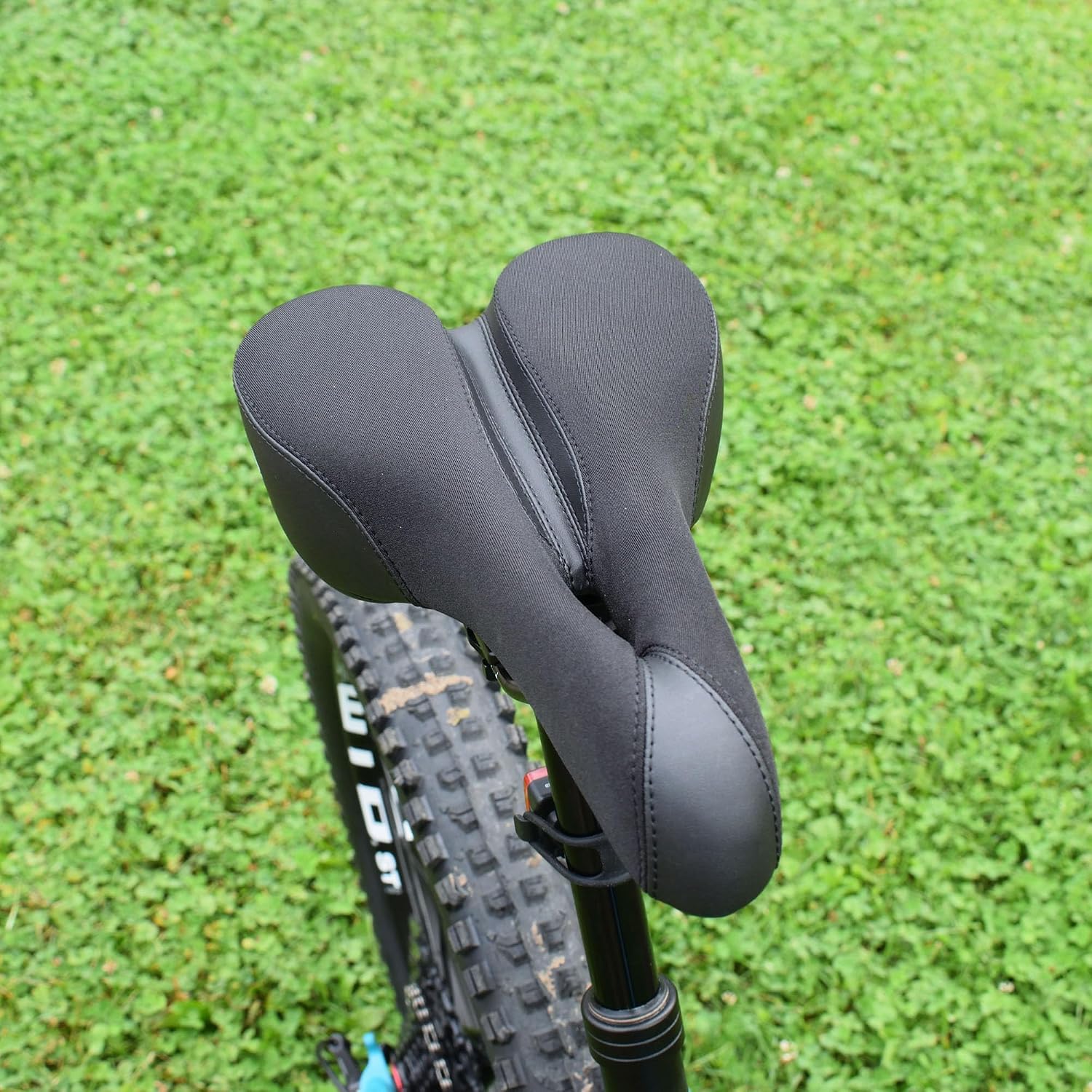 Planet Bike Anatomic Relief System Classic Bike Seat- Men