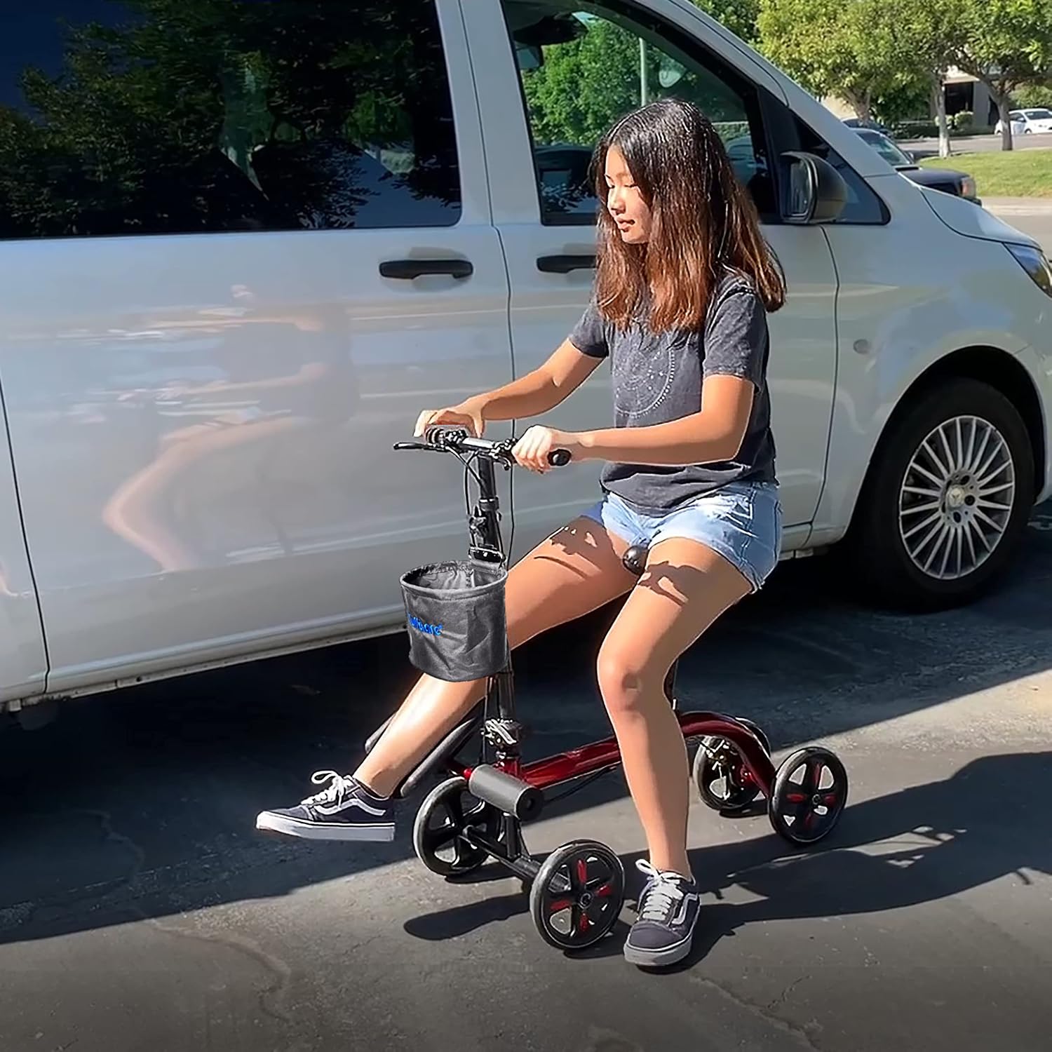 Smooth Seated Knee Scooter, Slow Propelled Steerable Mobility Knee Walker Crutches, Wheelchair Alternative with Dual Brakes