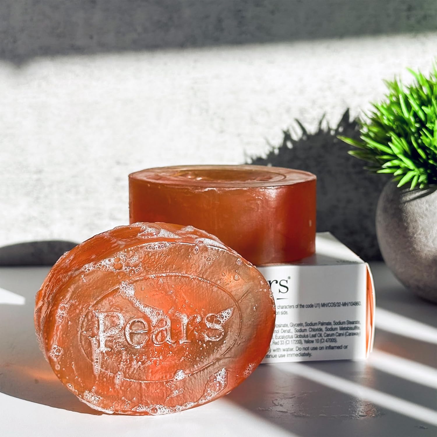 Pears Soap, Pure & Gentle with Natural Oils, 6-Pack – Transparent Amber Glycerin Soap for Pampered, Glowing Skin, 4.4 Oz Ea