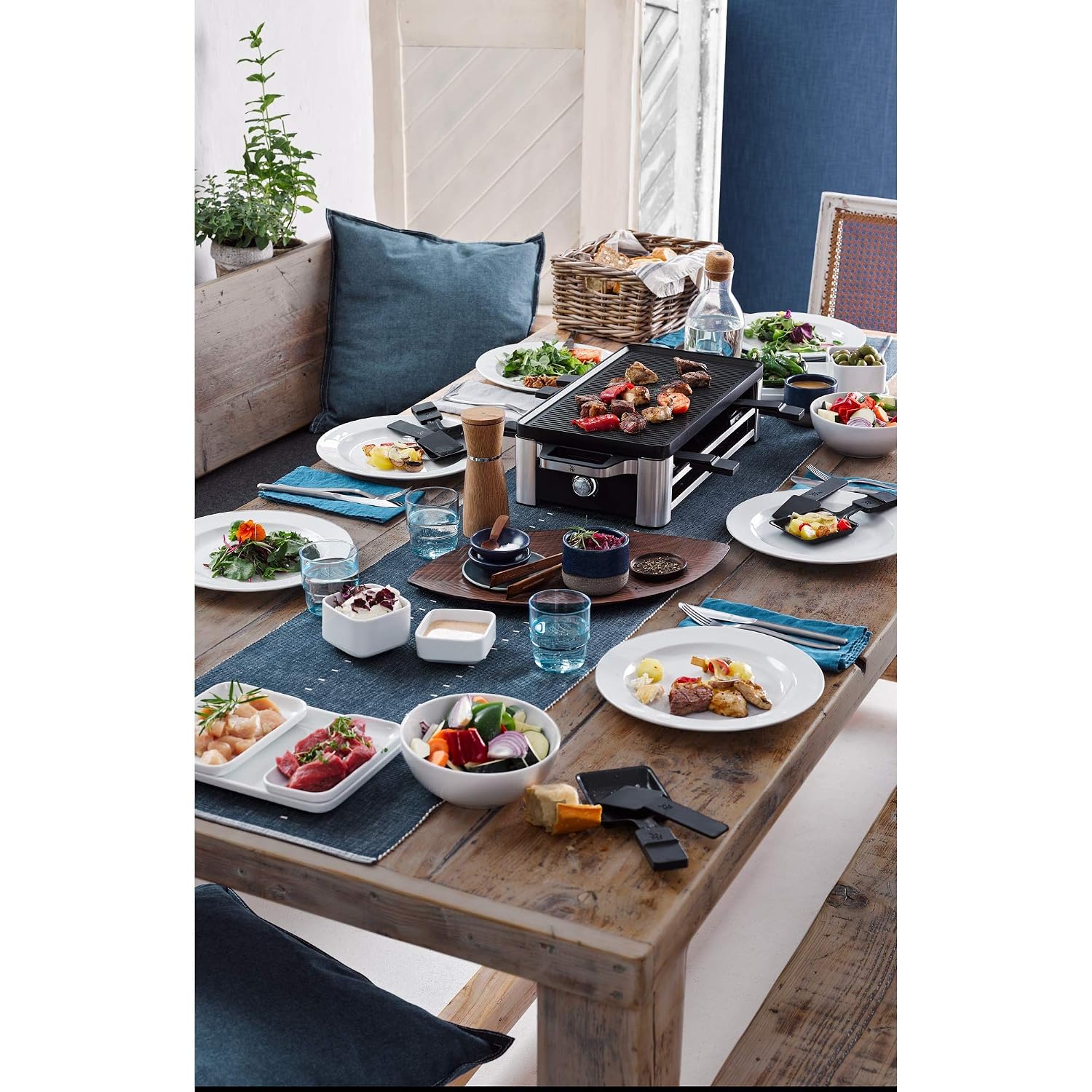 ERNITERTY WMF Lono Raclette Grill mit Pfännchen und Schiebern, Raclette 8 Personen, edelstahl matt, 1500W, White, (415040011)