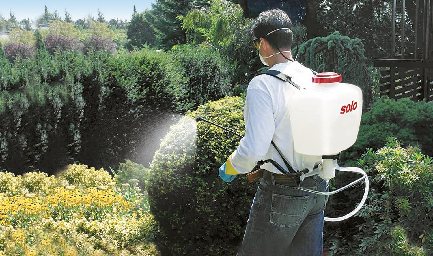 SOLO 425 4-Gallon Piston Backpack Sprayer, Wide Pressure Range up to 90 psi