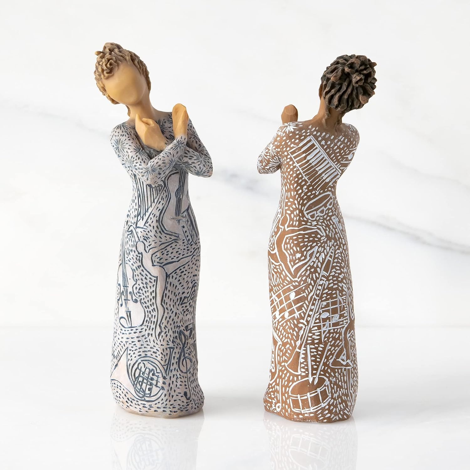 Willow Tree Happiness, Sculpted Hand-Painted Figure | Cast from a Susan Lordi Original Carving, Meaningful Keepsake Gift for Loved Ones, Display on Shelf, Table or Mantel