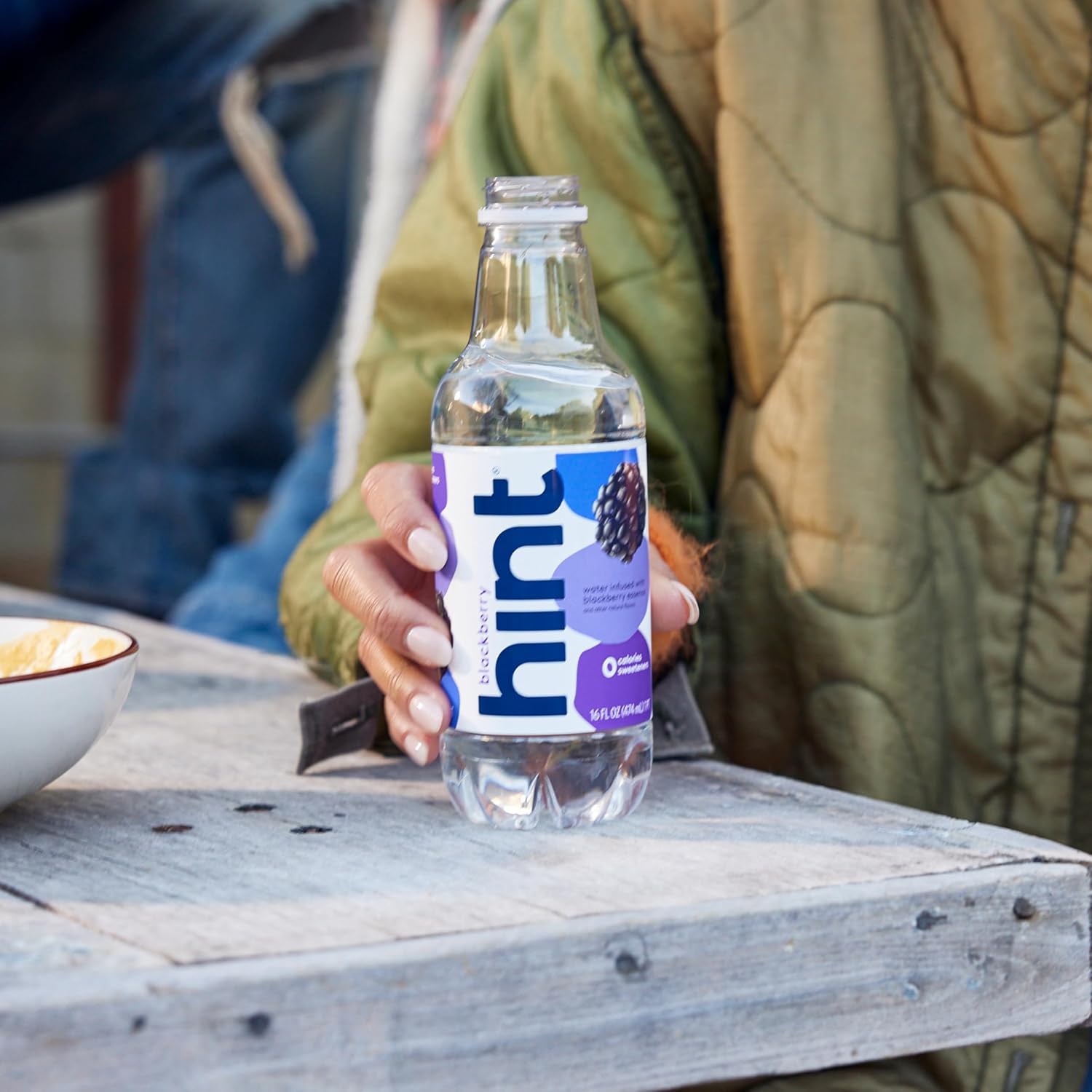 Hint Flavored Water Zero Sugar 0 Calories - Crisp Apple 16 FL oz, 12 pack | Crisp, refreshing water, fruit flavors. 0 calories, 0 sugar, 0 sweeteners. Hydration for wellness. Gluten-free, Kosher, Vegan