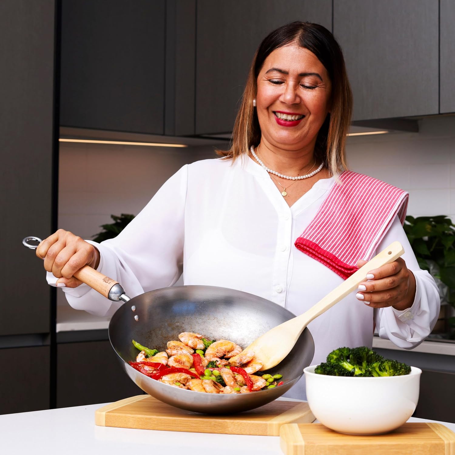 JOYCE CHEN Classic Series 12-Inch Carbon Steel Stir Fry Pan with Birch Handle