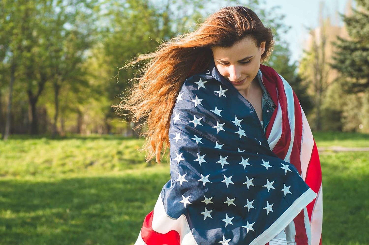 American Flag 4x6 ft: Long Lasting US Flag, Heavy Duty Nylon, Embroidered Stars, Sewn Stripes, Brass Grommets, UV Protection Perfect for Outdoors! USA Flag | 100% Heavy Duty Nylon UV Protection Premium Embroidered Stars Sewn Stripes Brass Grommets Long L…