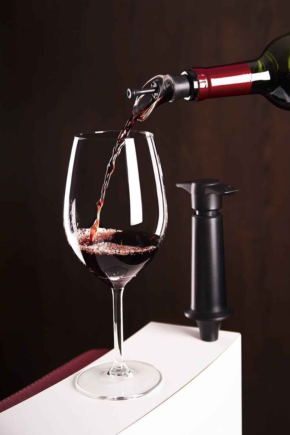 Vacu Vin Wine Pump, Plastic, 5 x 8.3 x 22 cm Black