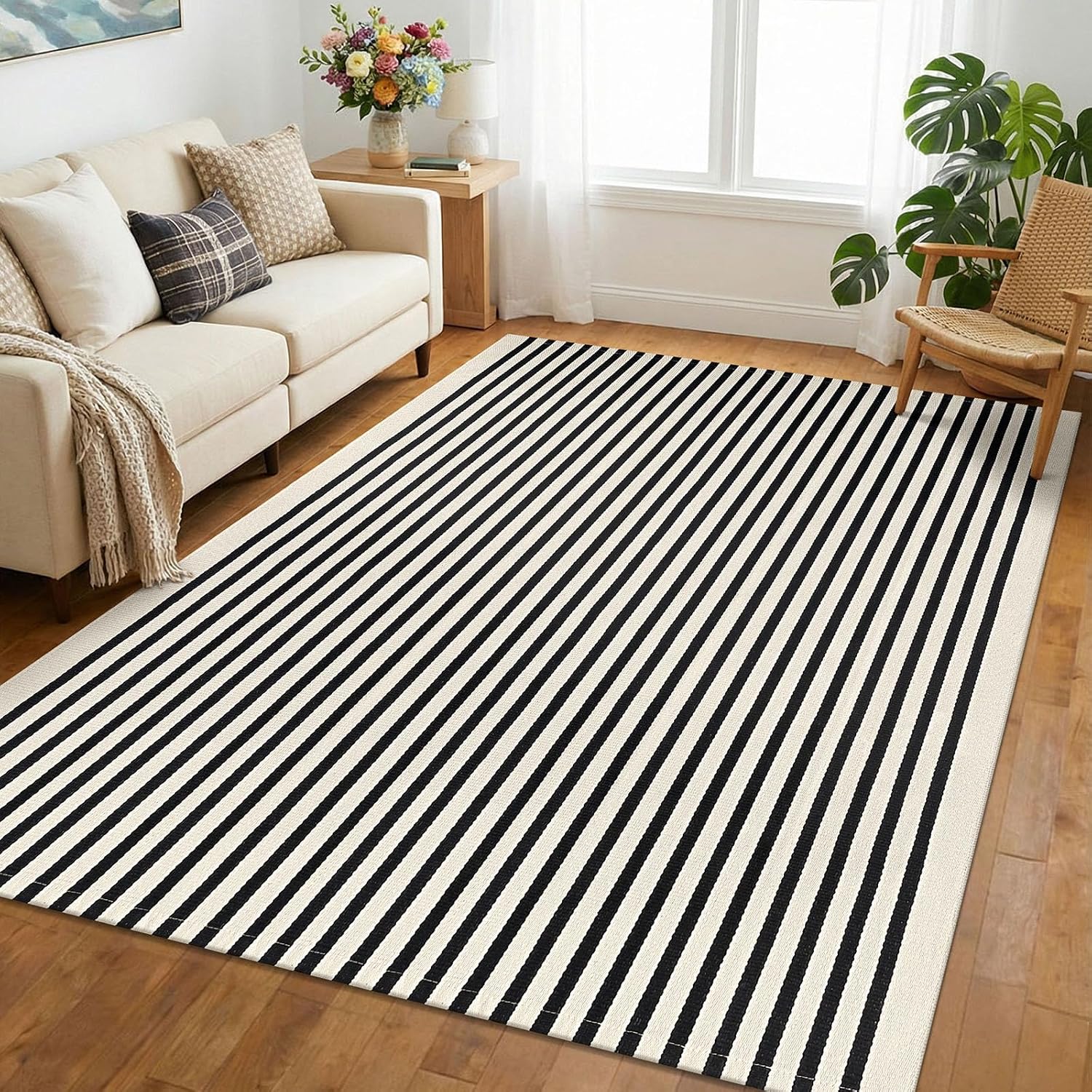 KOZYFLY Black and White Area Rug 3x5 Ft Washable