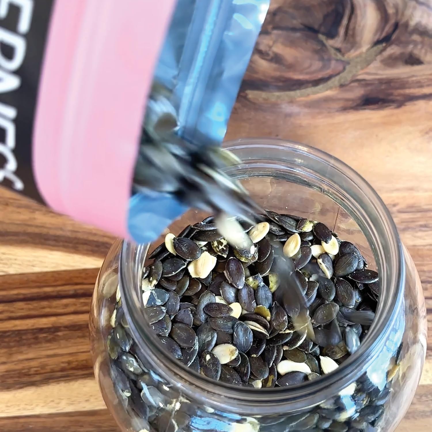 Wilderness Poets, Organic Heirloom Pumpkin Seeds - Styrian Variety, No Shells, Naturally Hulless. Unsalted, Bulk Size, Grown in Oregon, USA or Europe (32 Ounce - 2 Pound)