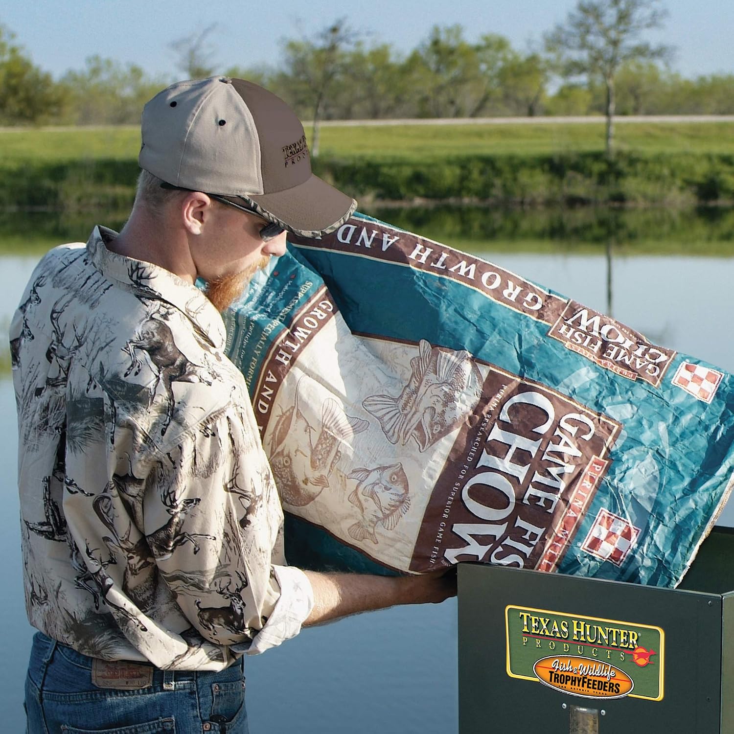 Texas Hunter Directional Fish Feeder w/Straight Legs - 175 lb. Fish Feed Capacity - Model DF300DL