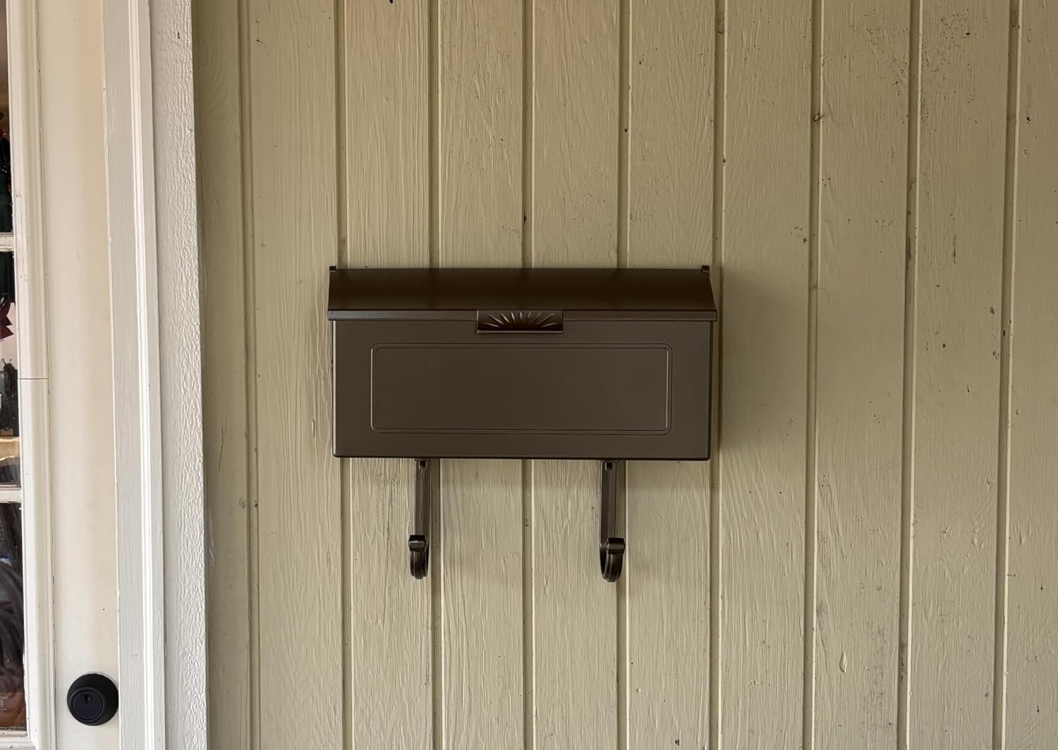 Special Lite Horizon Horizontal Wall Mount Mailbox - Black Aluminum Mailbox for Wall Mount - SHH-1006-BLK