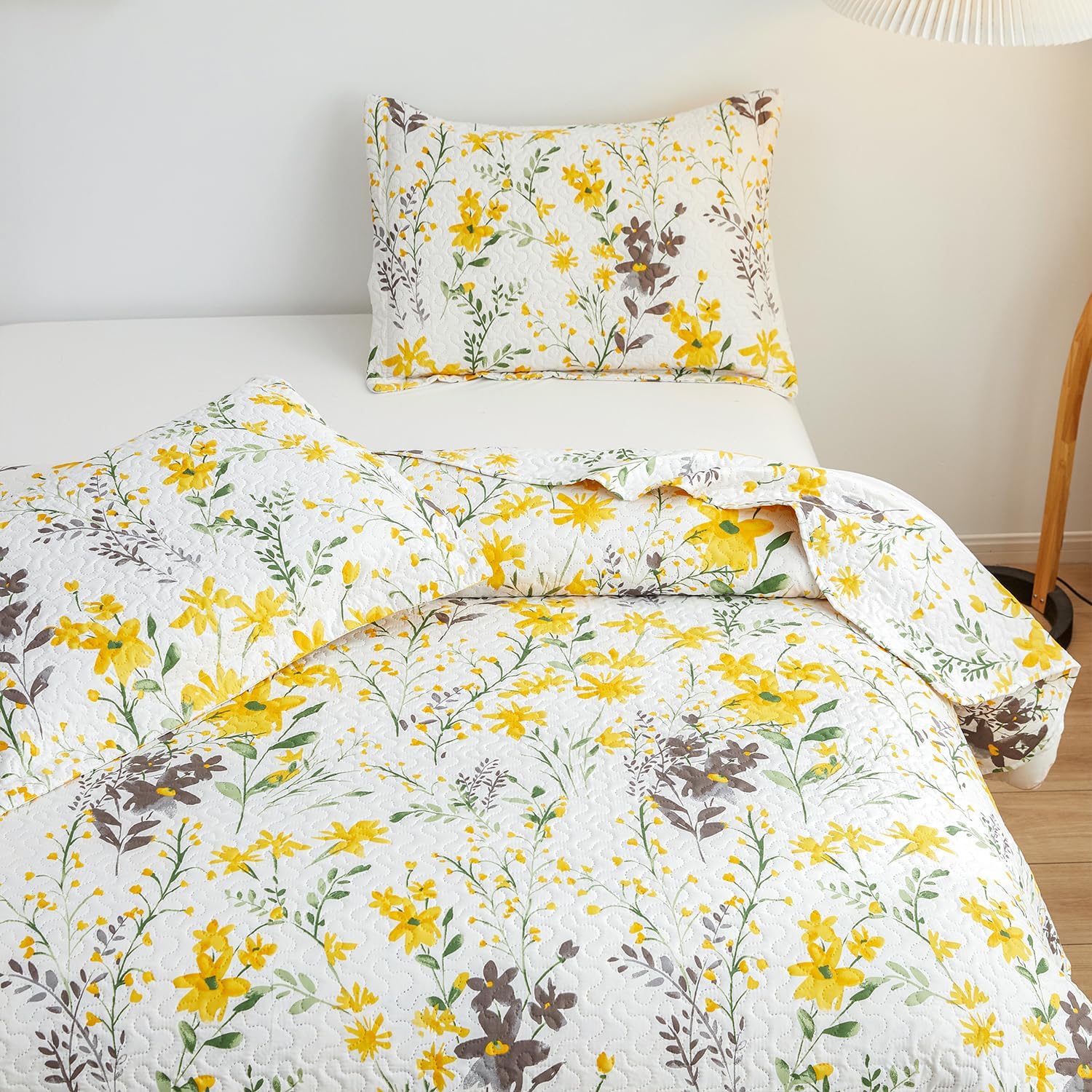 Ycosy Floral Quilt Set Full/Queen Size Reversible Flower Bedspread Queen Summer Lightweight Quilt Bedding Purple Floral Quilts Green Leaves Coverlet