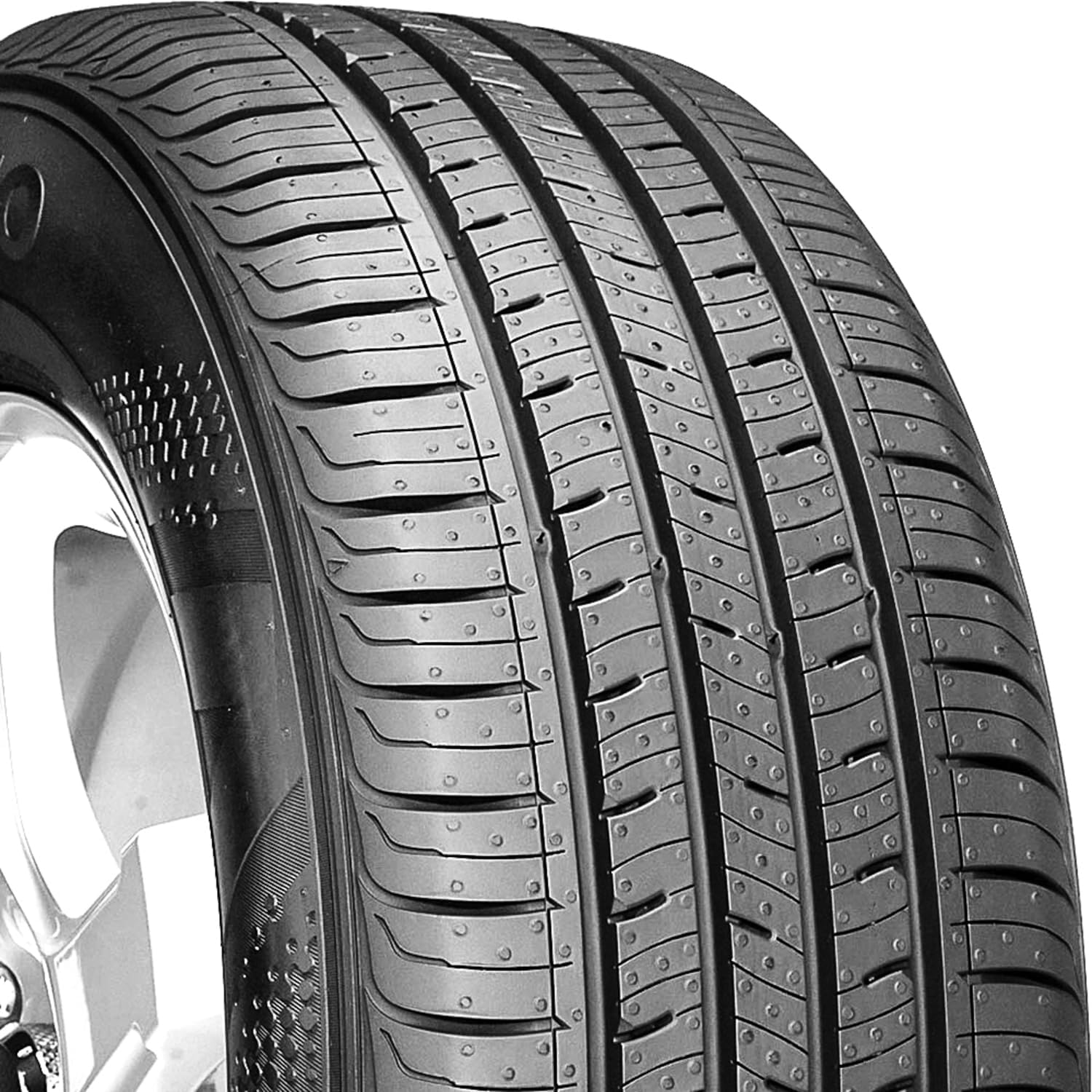 Kumho Solus TA31 All-Season Tire - 215/55R17 94V | Passenger Performance All Season Traction 94V Rated Standard Load Radial Construction Black Sidewall Tire